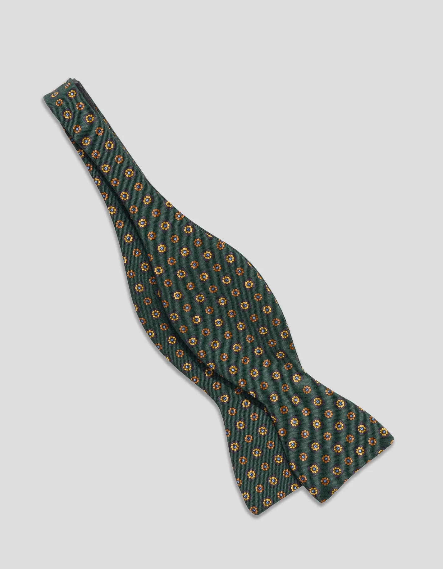 IRISH POPLIN FOULARD BOW TIE sold by J. Press