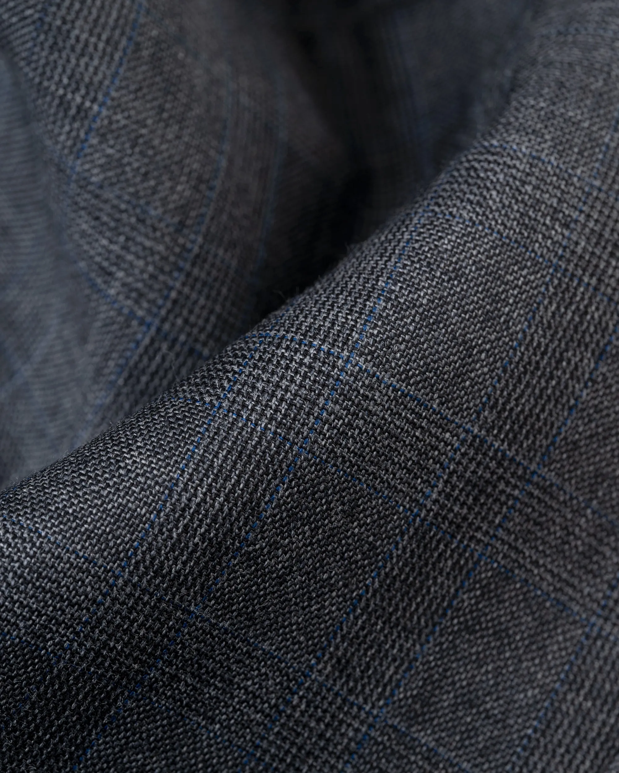 Made-in-USA Medium Grey Shadow Plaid Super 12Os Wool Suit sold by J. Press product image thumbnail 5