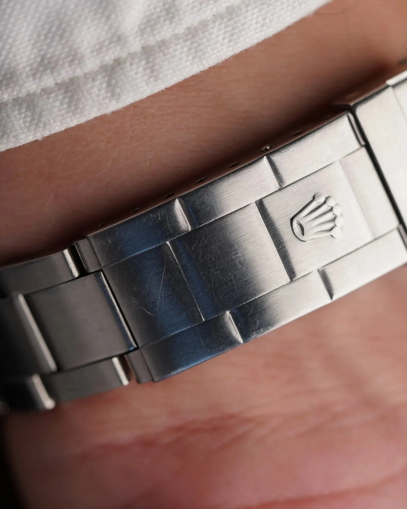 Rolex Mk I Great White Sea-Dweller Reference 1665 sold by J. Press product image thumbnail 5
