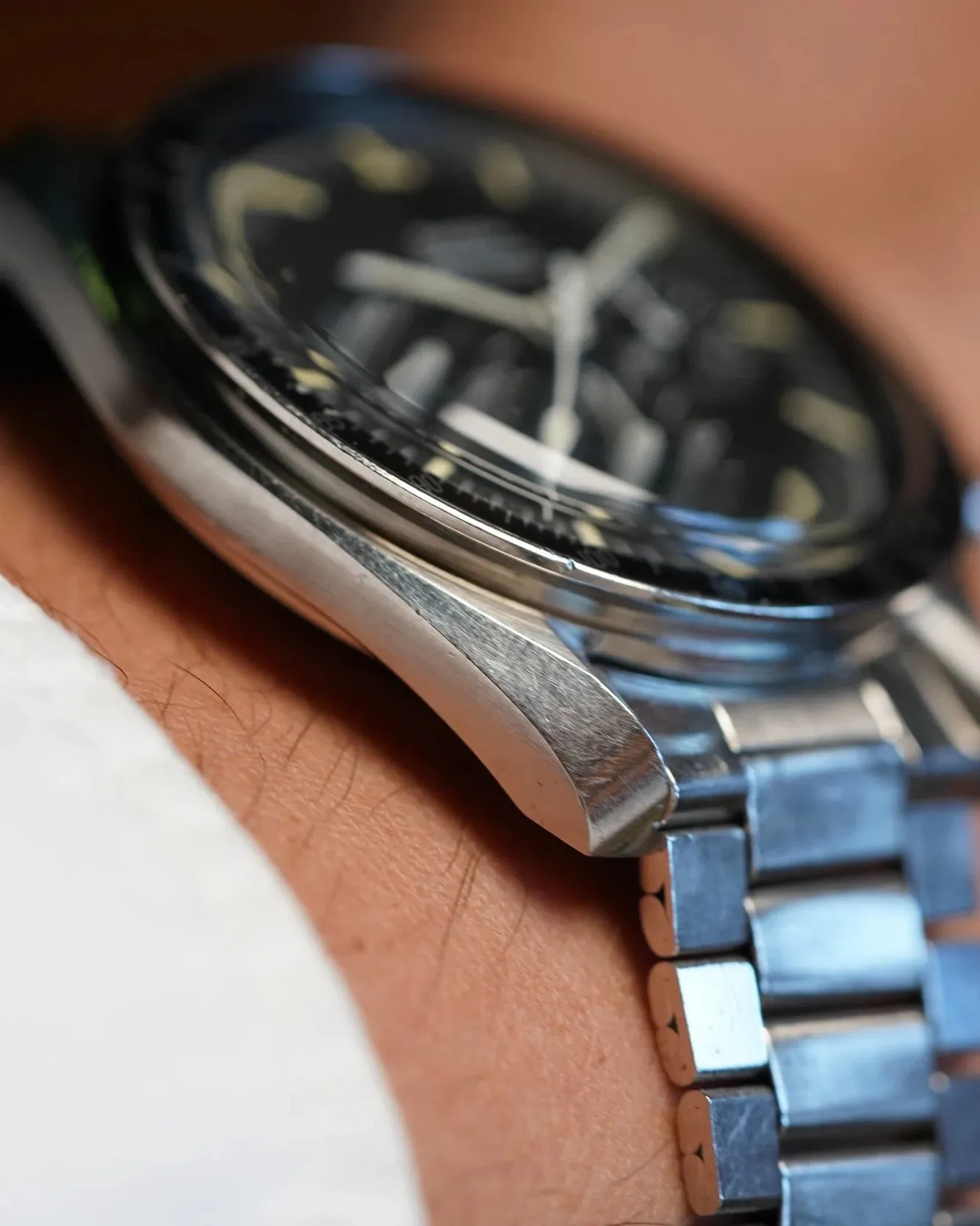 OMEGA Speedmaster “T.A.T. Flying Club” Ref. 105.012-66 Unpolished sold by J. Press product image thumbnail 4
