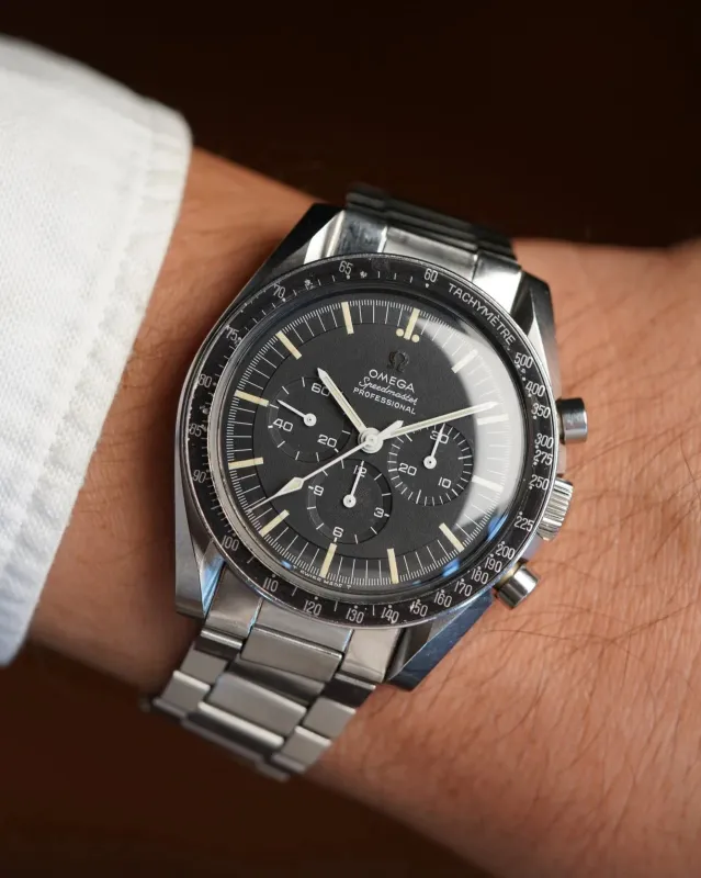 OMEGA Speedmaster “T.A.T. Flying Club” Ref. 105.012-66 Unpolished sold by J. Press