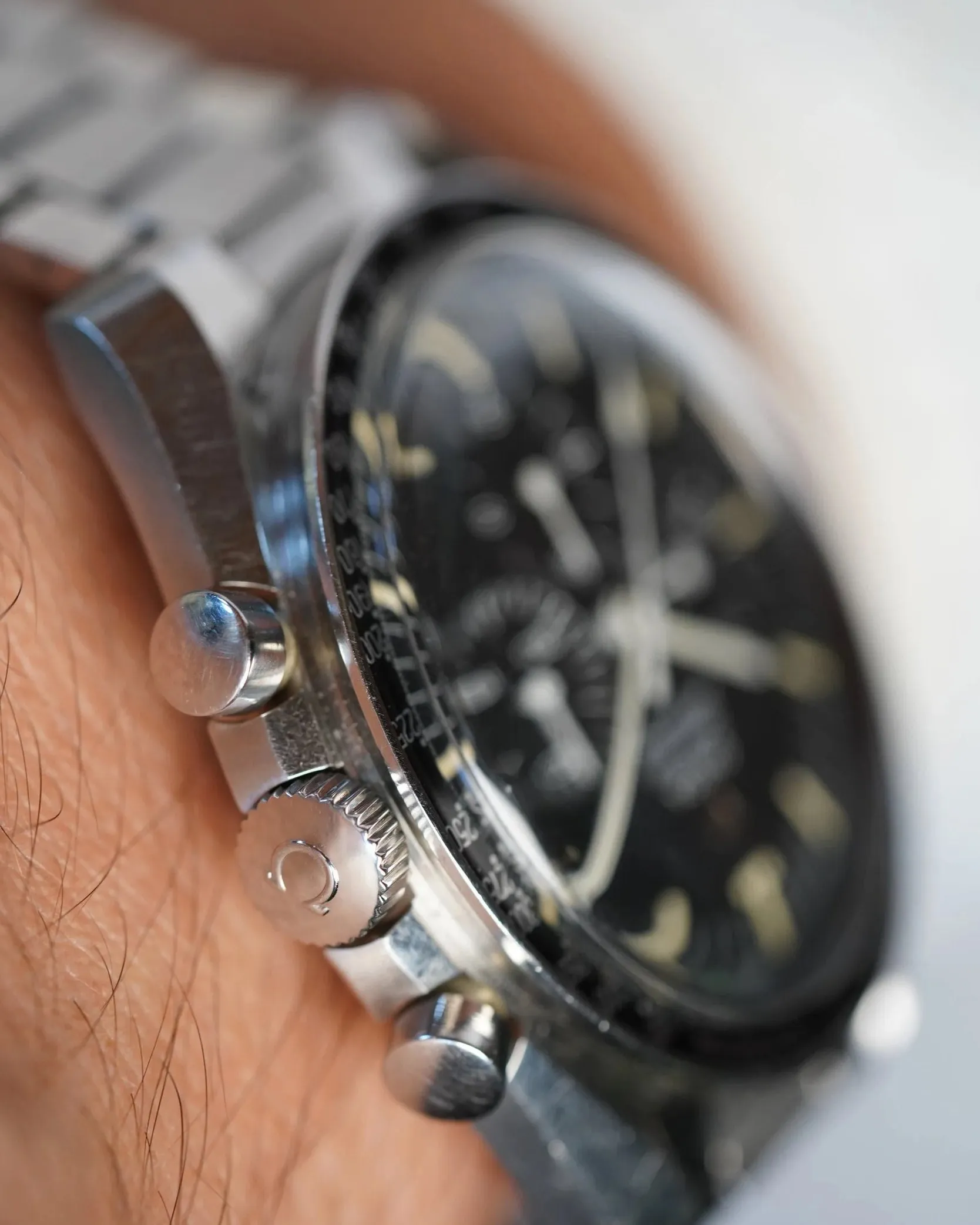 OMEGA Speedmaster “T.A.T. Flying Club” Ref. 105.012-66 Unpolished sold by J. Press product image thumbnail 5