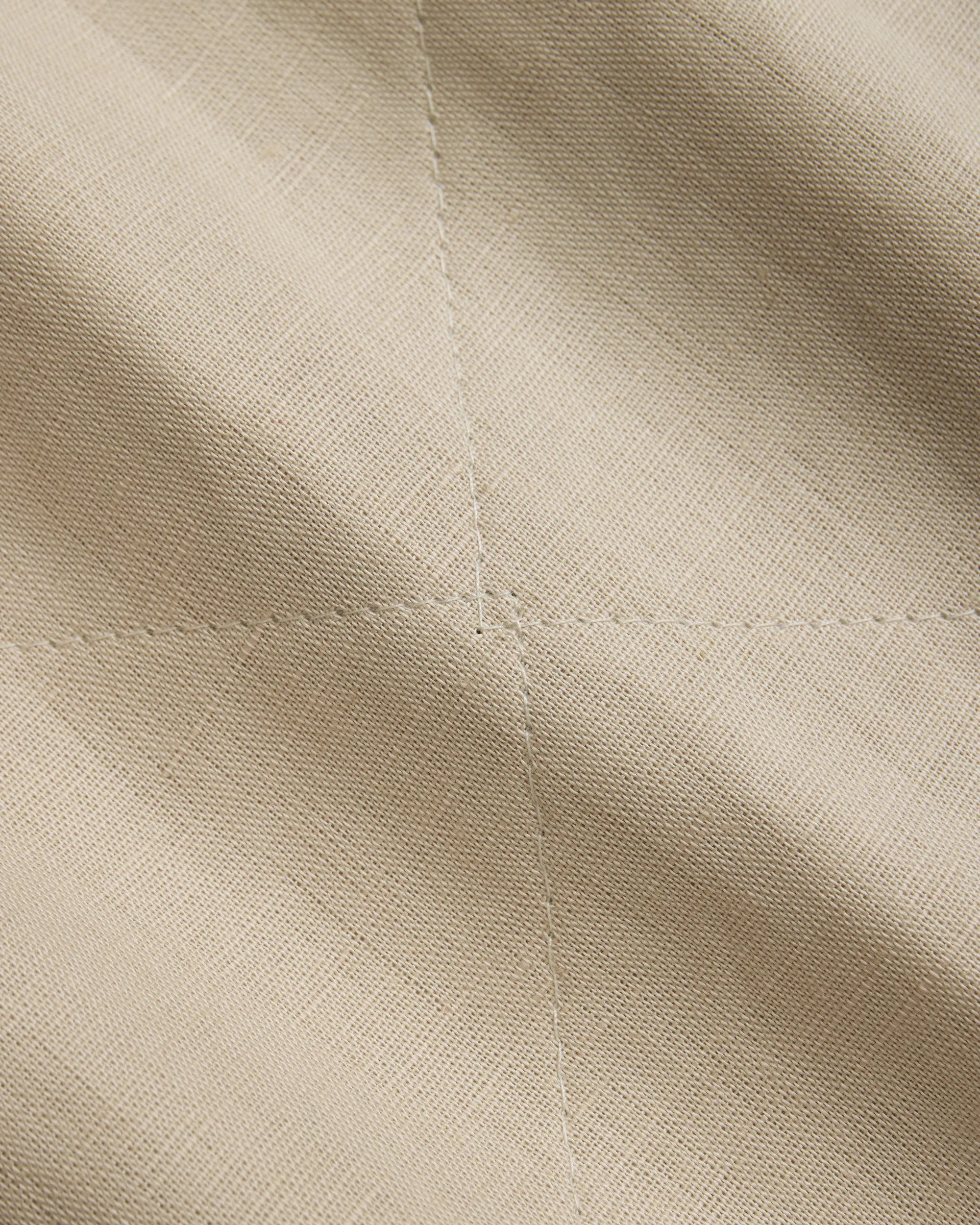 Made-in-England Lavenham Natural Mickfield Linen/Cotton Quilted Gilet sold by J. Press product image thumbnail 3