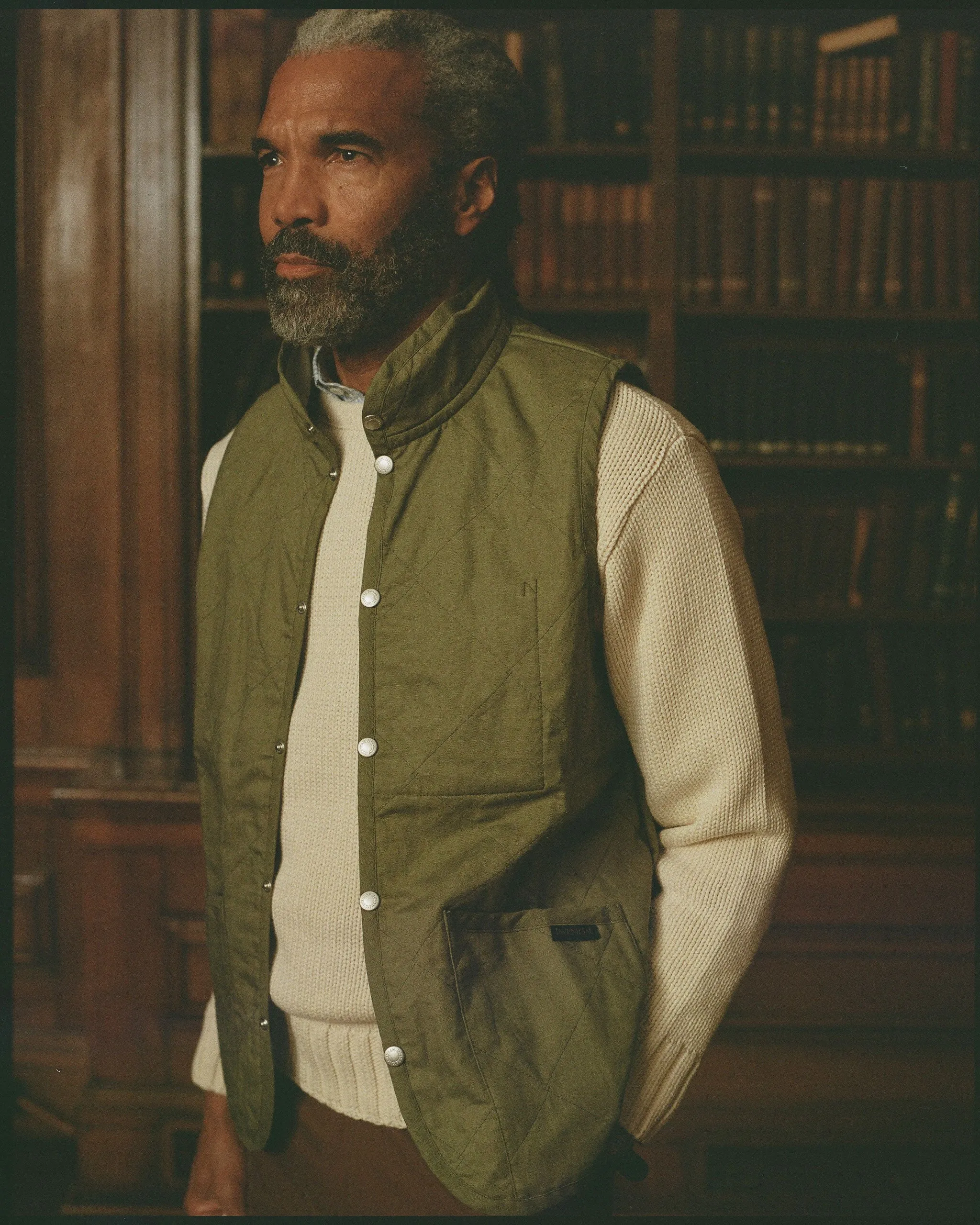 Made-in-England Lavenham Khaki Mickfield Linen/Cotton Quilted Gilet sold by J. Press product image thumbnail 4