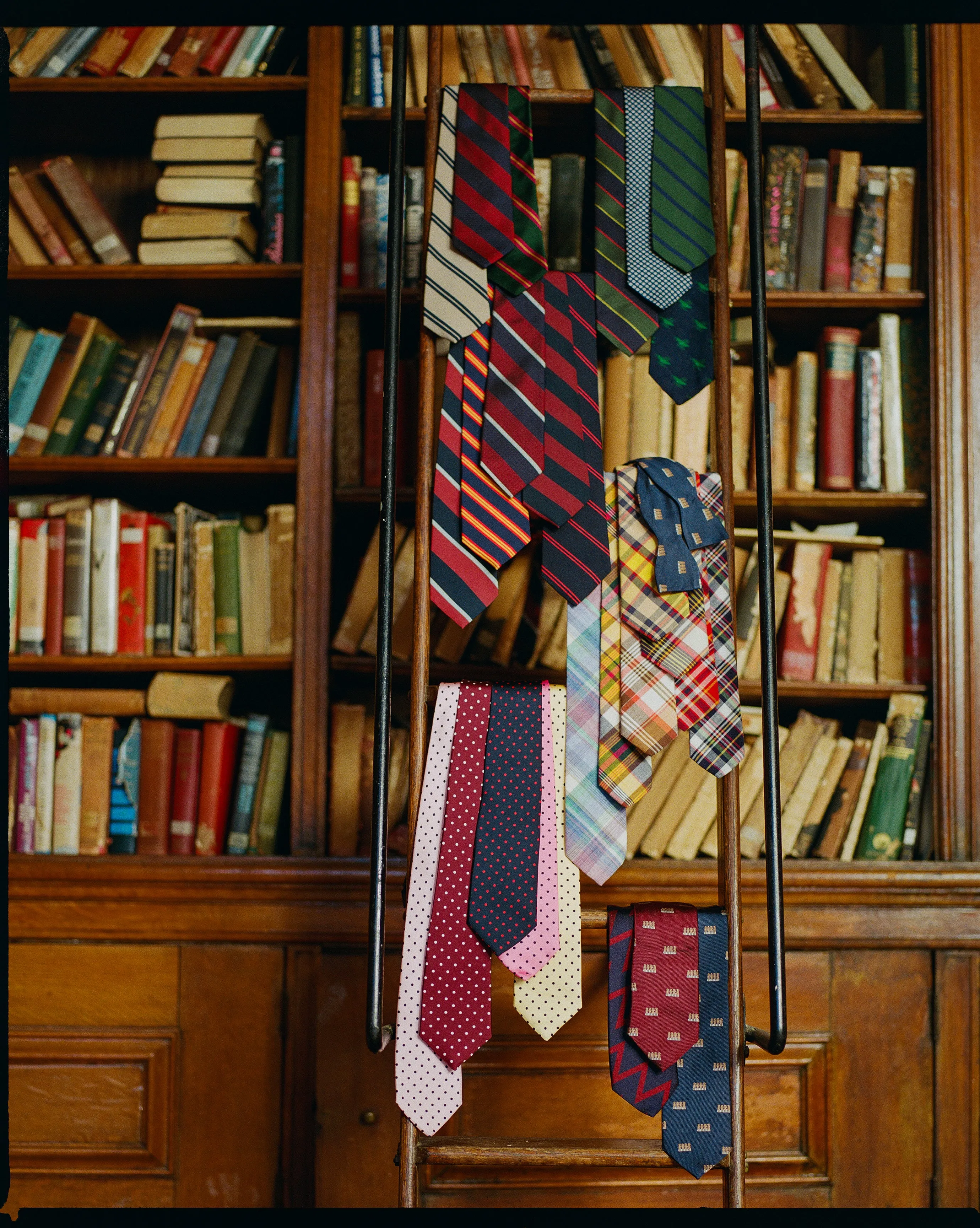 Navy & Burgundy Double Bar Stripe Irish Poplin Tie sold by J. Press product image thumbnail 3