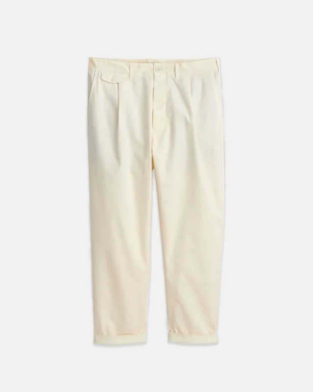 Oatmilk Pleated Chino made by Alex Mill