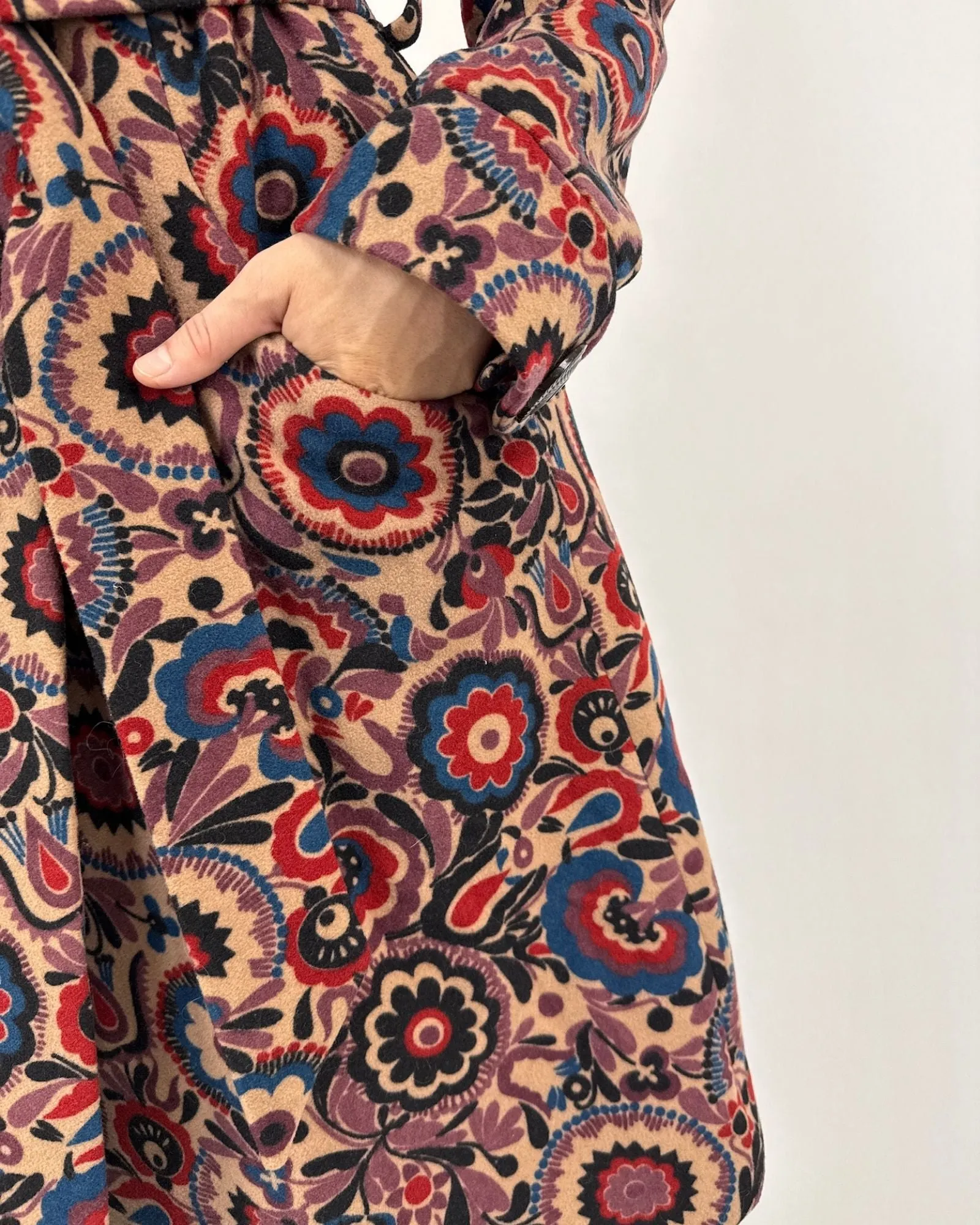 90s Betsey Johnson Floral Trench Coat sold by Feathers Vintage product image thumbnail 4