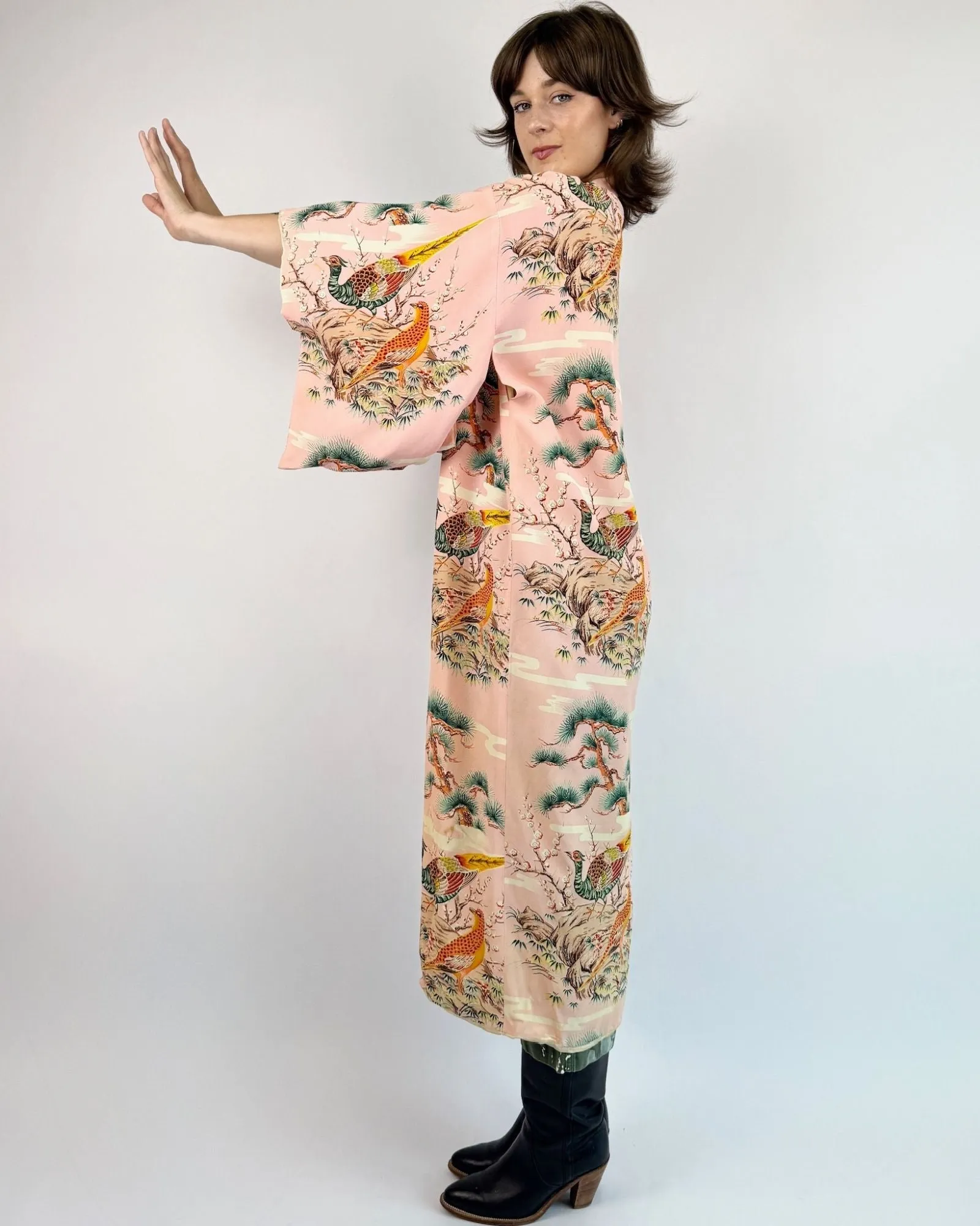 Open to Adventure Pink Pheasant Kimono sold by Feathers Vintage product image thumbnail 3