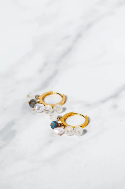 SNOE HUGGIES sold by Native Gem