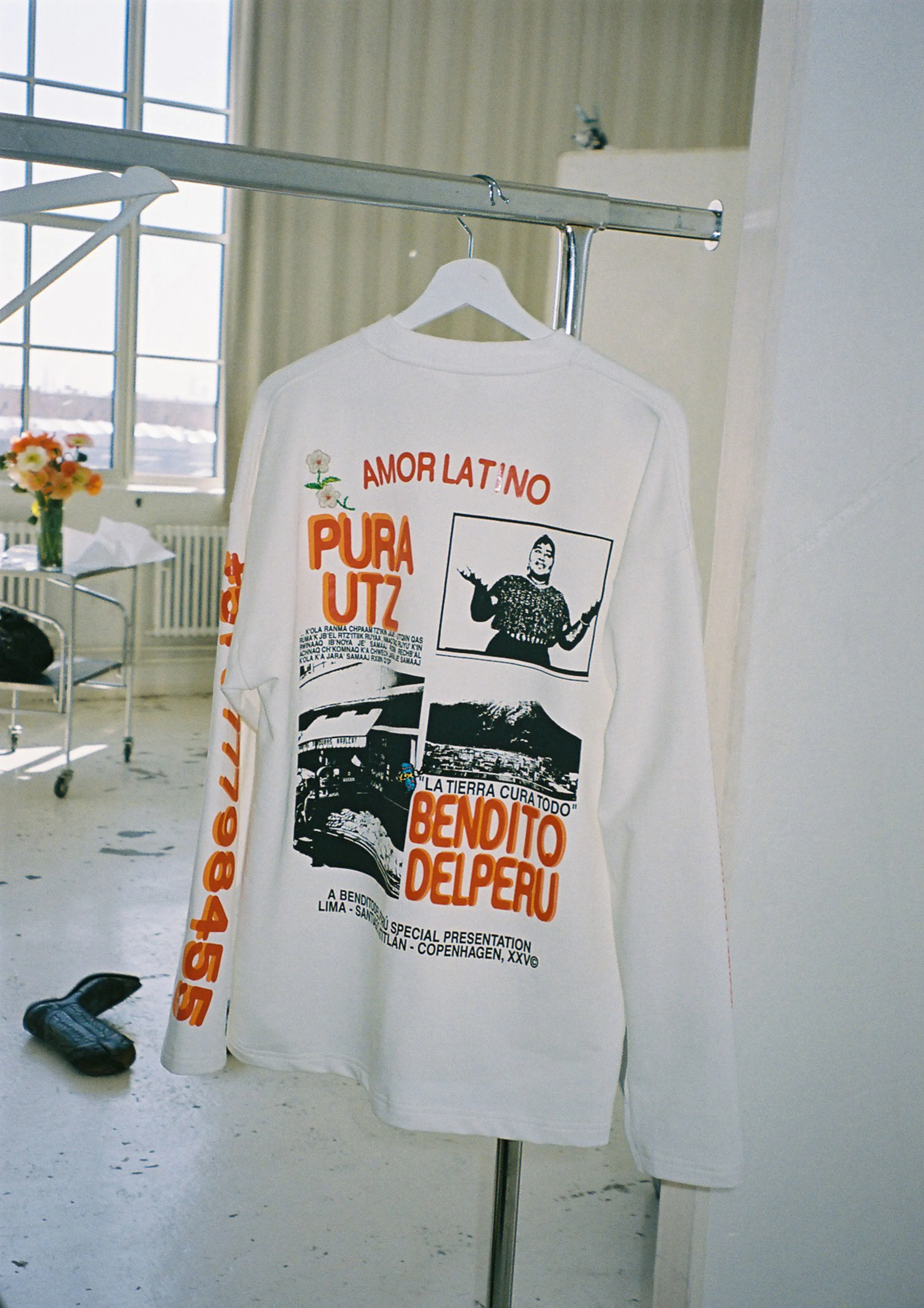 Amor Latino Sweatshirt sold by Pura Utz ApS product image thumbnail 5