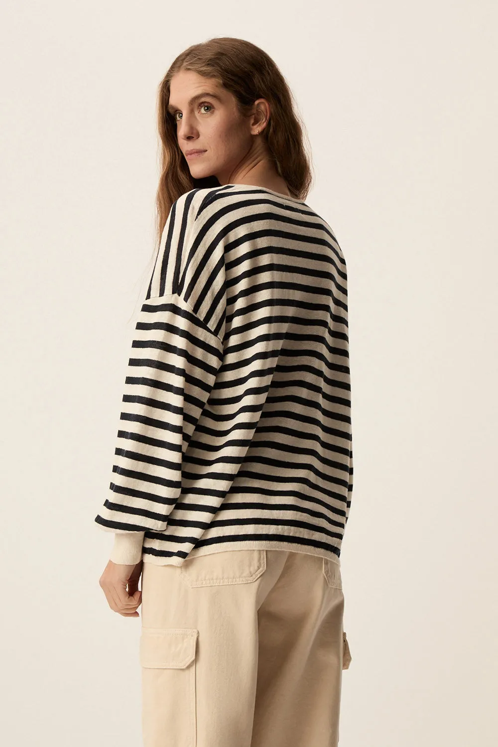 Pull Brad Creme/Marine sold by Des Petits Hauts product image thumbnail 5