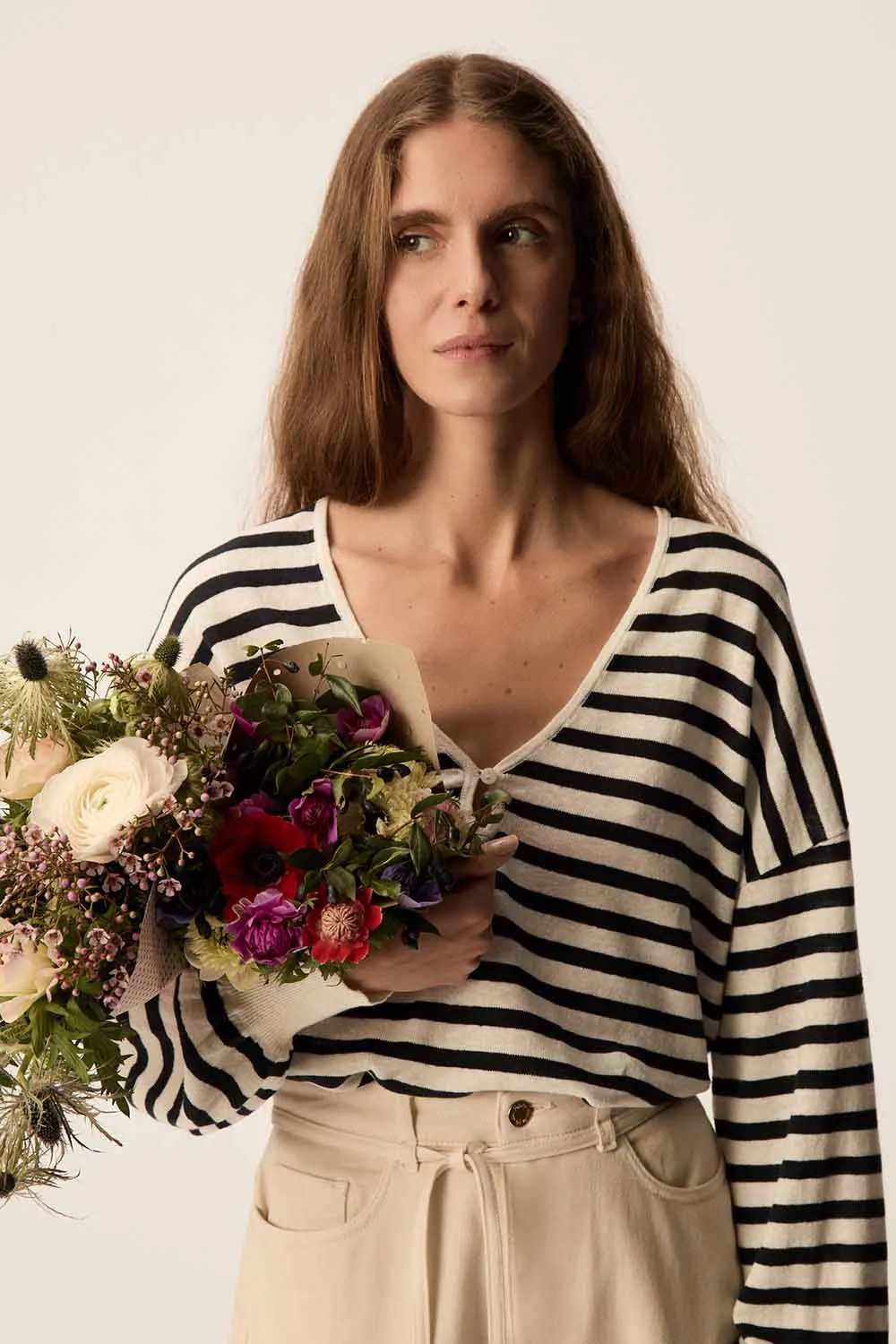 Pull Brad Creme/Marine sold by Des Petits Hauts product image thumbnail 2