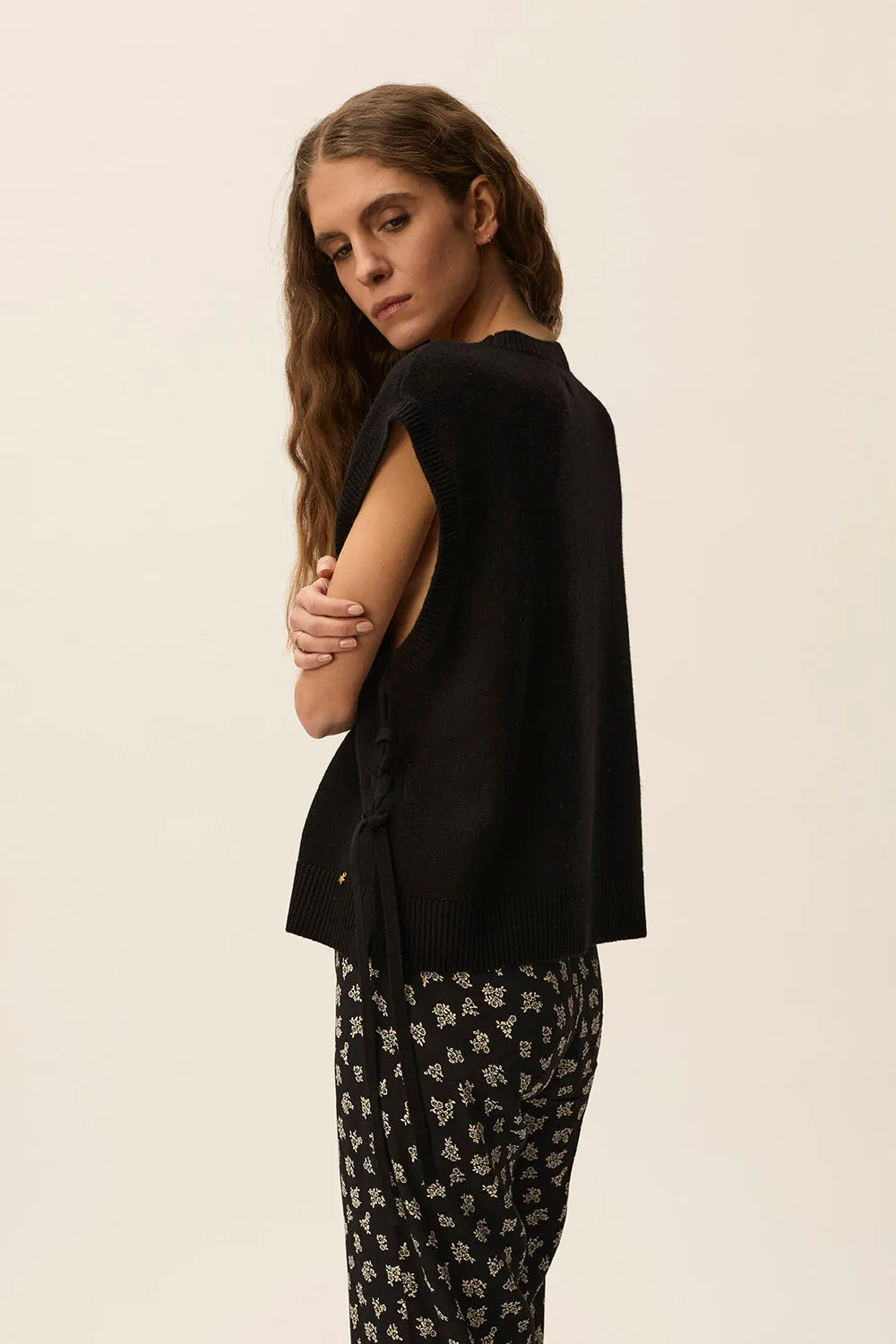 Pull Autis Noir sold by Des Petits Hauts product image thumbnail 5