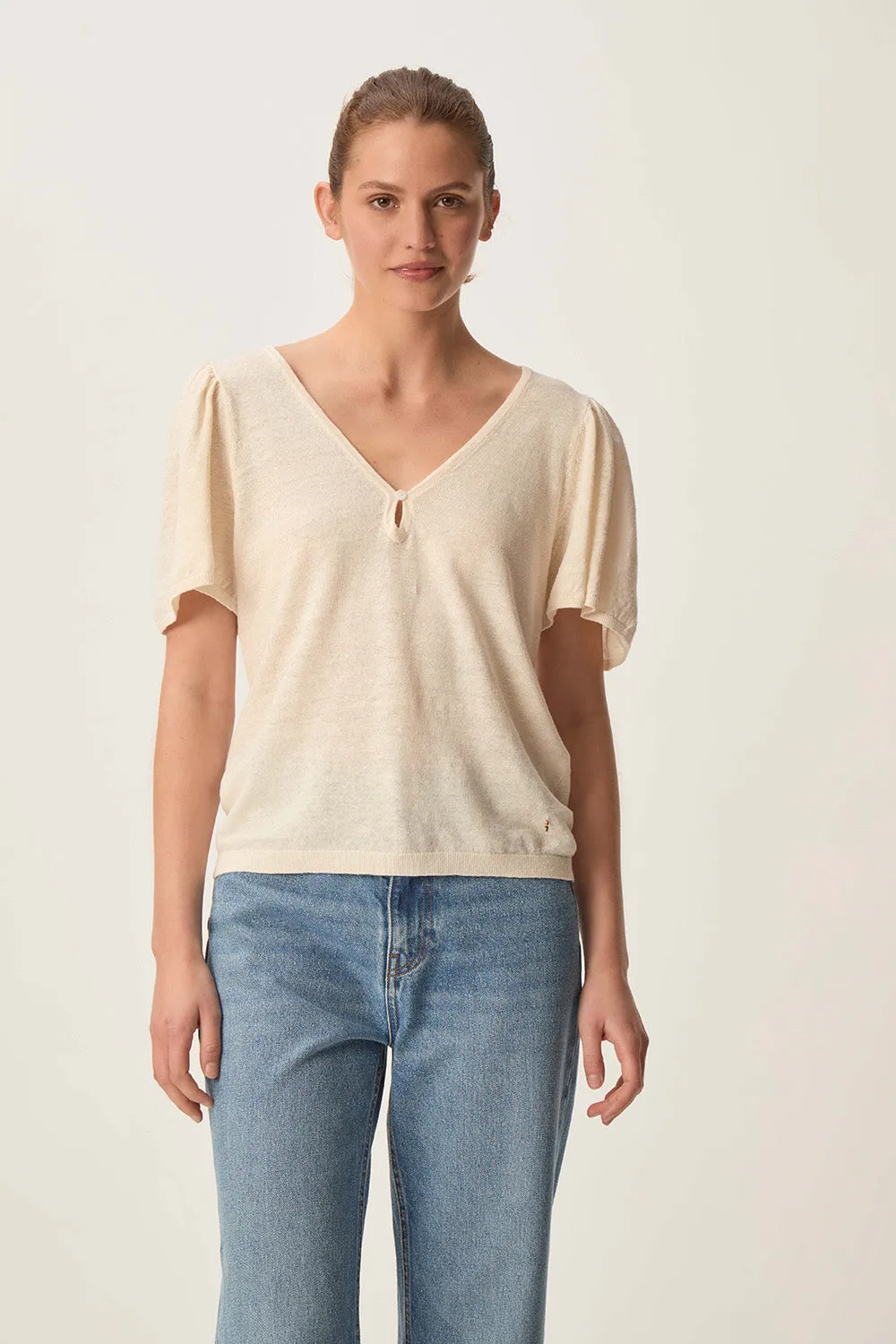 Pull Brook Creme sold by Des Petits Hauts