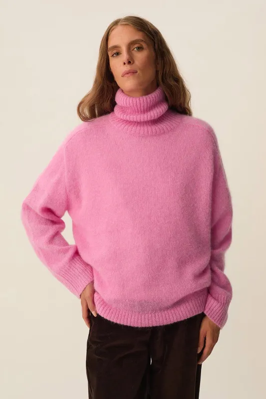 Pull Caribou Lady sold by Des Petits Hauts