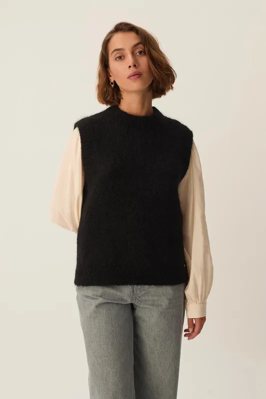 Pull Alberto Noir sold by Des Petits Hauts
