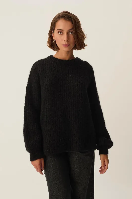 Pull Burma Noir sold by Des Petits Hauts