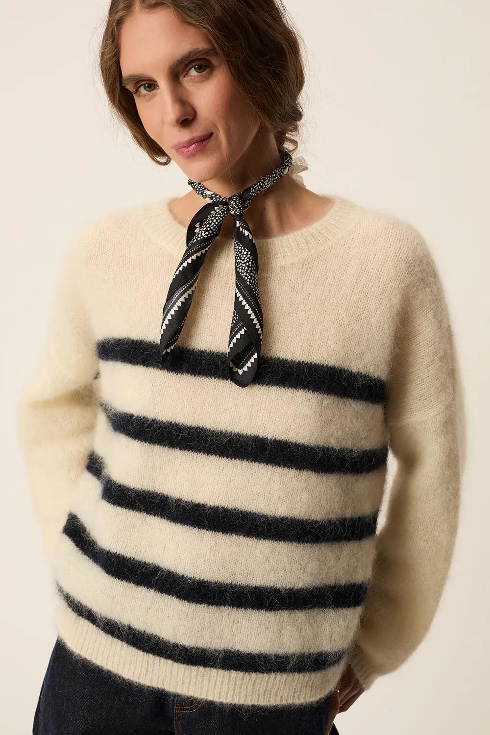 Pull Aleo Creme/Marine - 25 ans sold by Des Petits Hauts