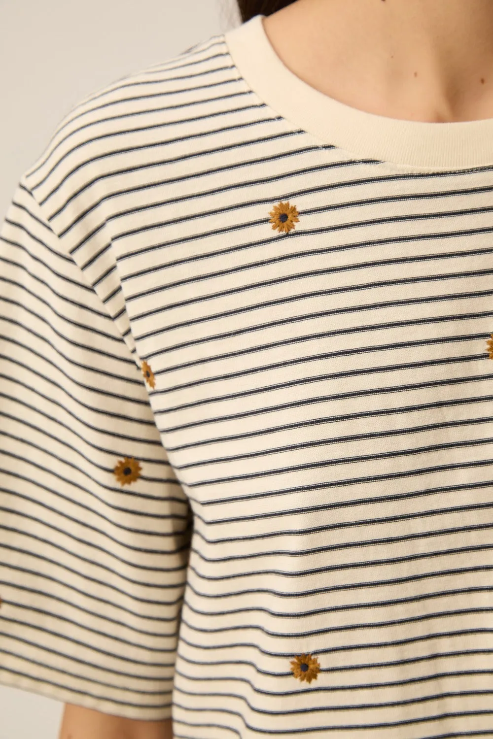 Tee-shirt Josef Marine/Mousse sold by Des Petits Hauts product image thumbnail 4