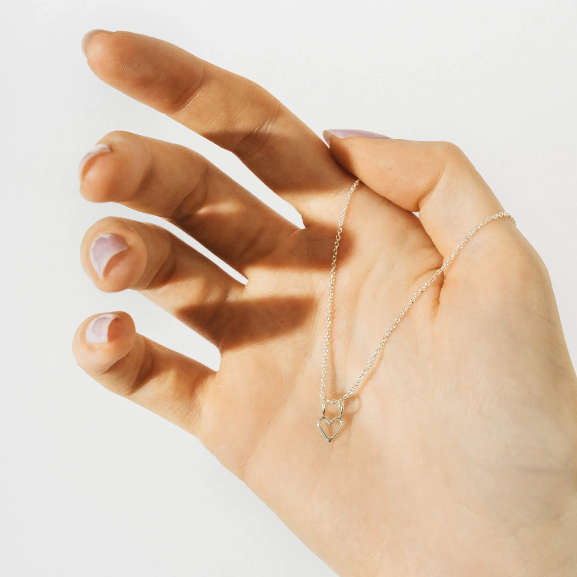 Collier avec breloque en forme de coeur - Pendentif coeur argent sterling ou or sold by Lidia Jewelry product image thumbnail 4