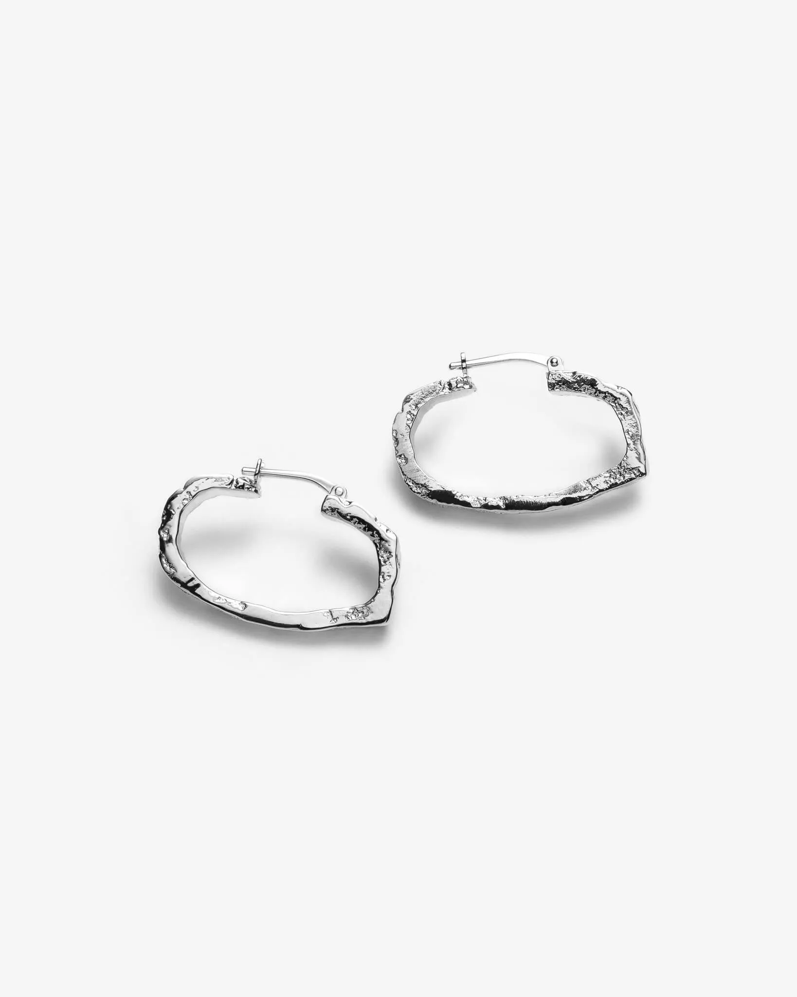 Tranche de vie – Anneaux ovales en argent 925 faits à la main sold by Lidia Jewelry