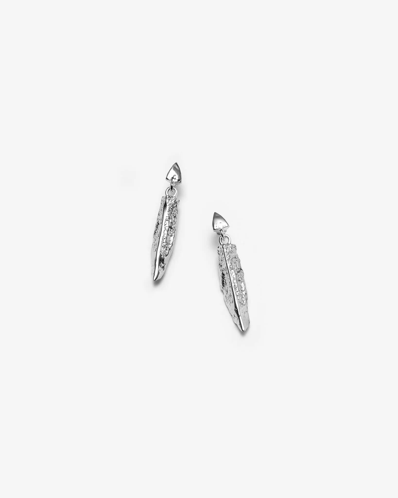 J’ai une banane dans l’oreille – Boucles d’oreille pendantes faites à la main sold by Lidia Jewelry product image thumbnail 3