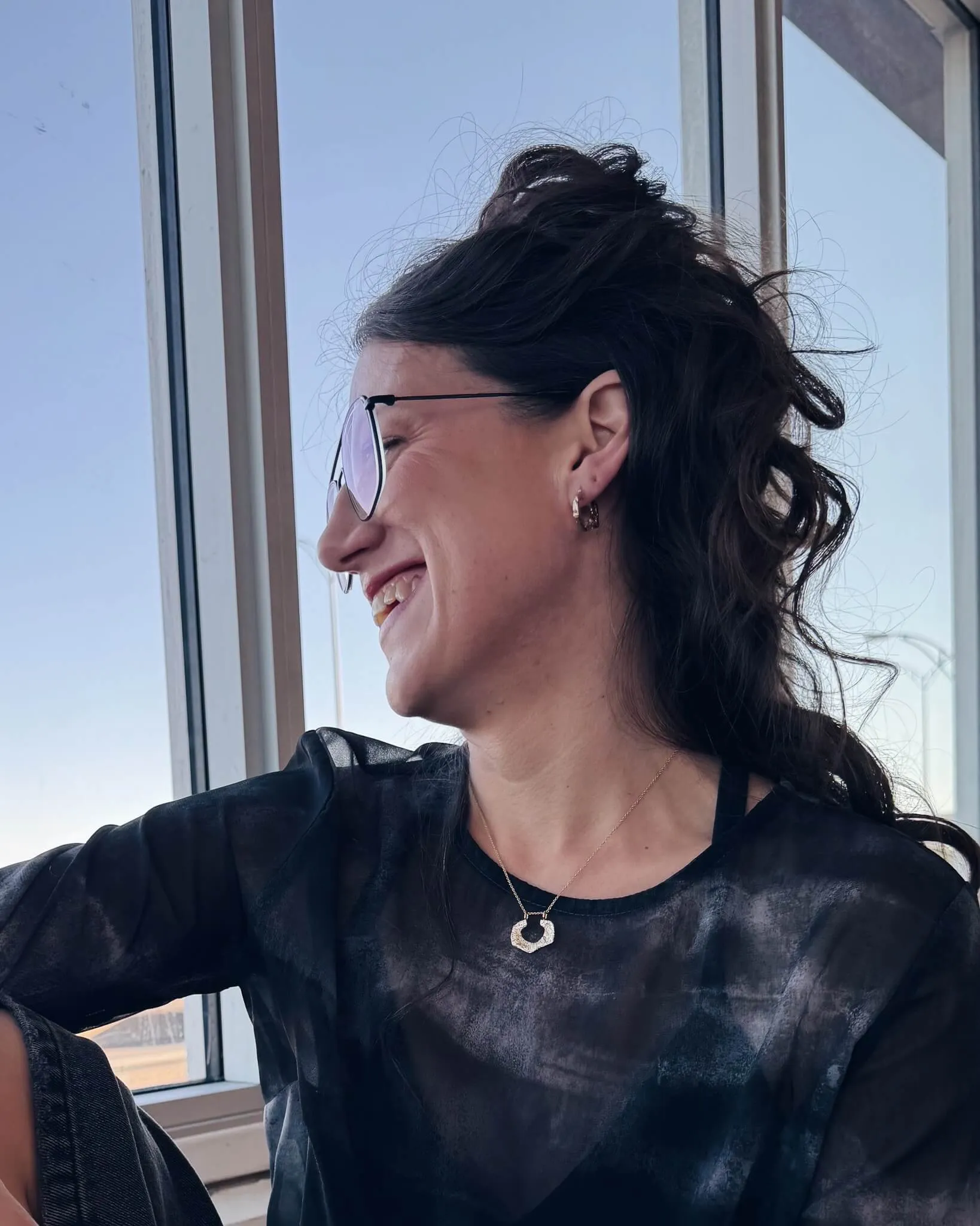 Slice of Courage – Anneaux d’oreilles réversibles faits à la main sold by Lidia Jewelry product image thumbnail 2