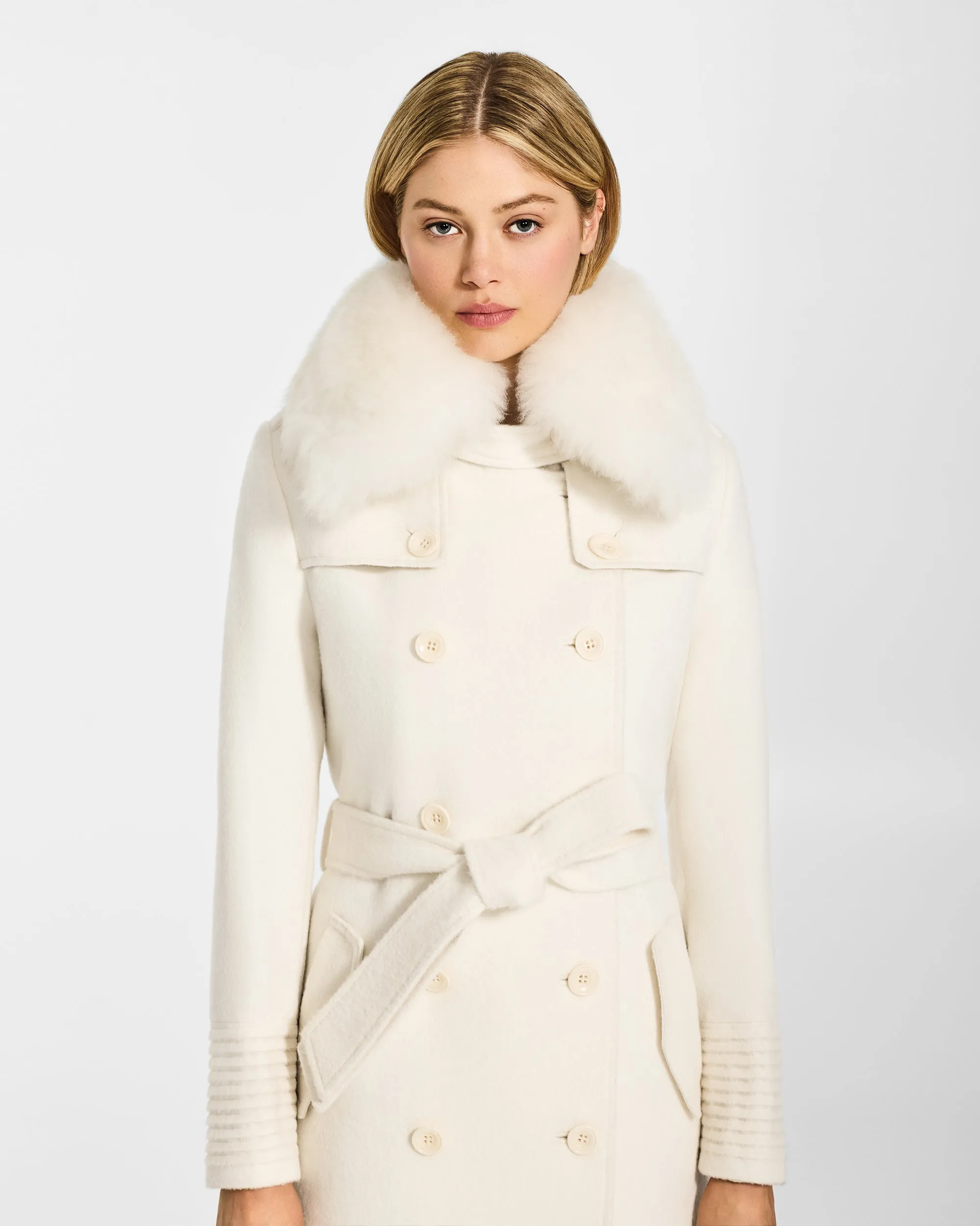 Alpaca Shearling Spread Collar sold by Sentaler product image thumbnail 2