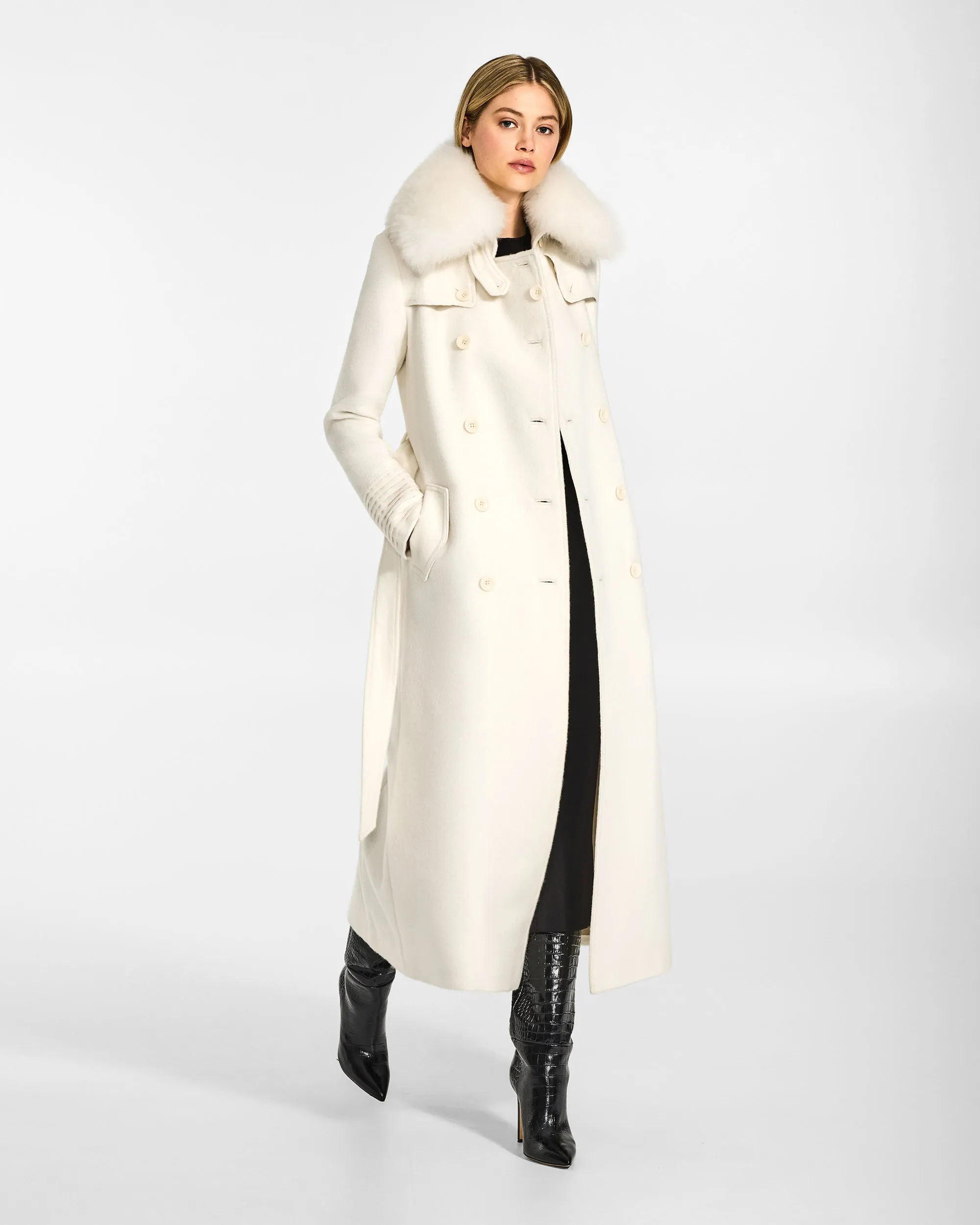 Alpaca Shearling Spread Collar sold by Sentaler product image thumbnail 5