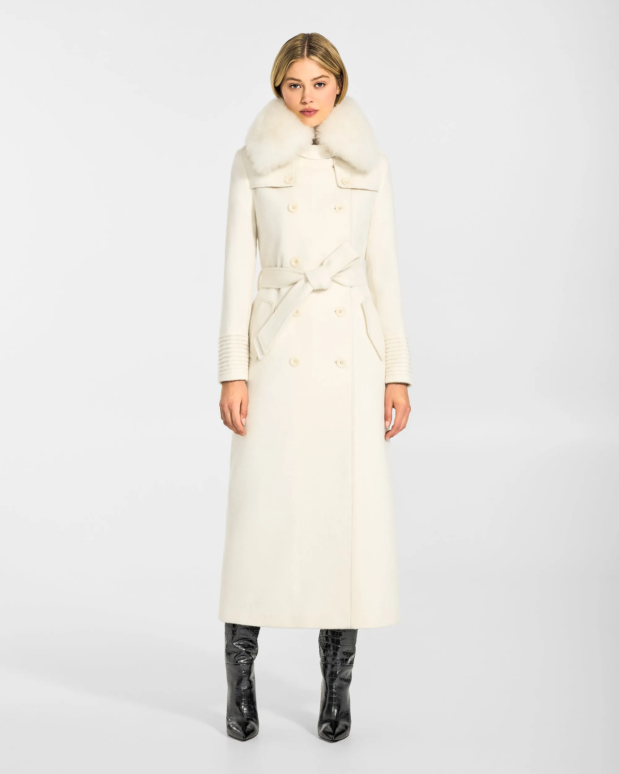 Alpaca Shearling Spread Collar sold by Sentaler product image thumbnail 3