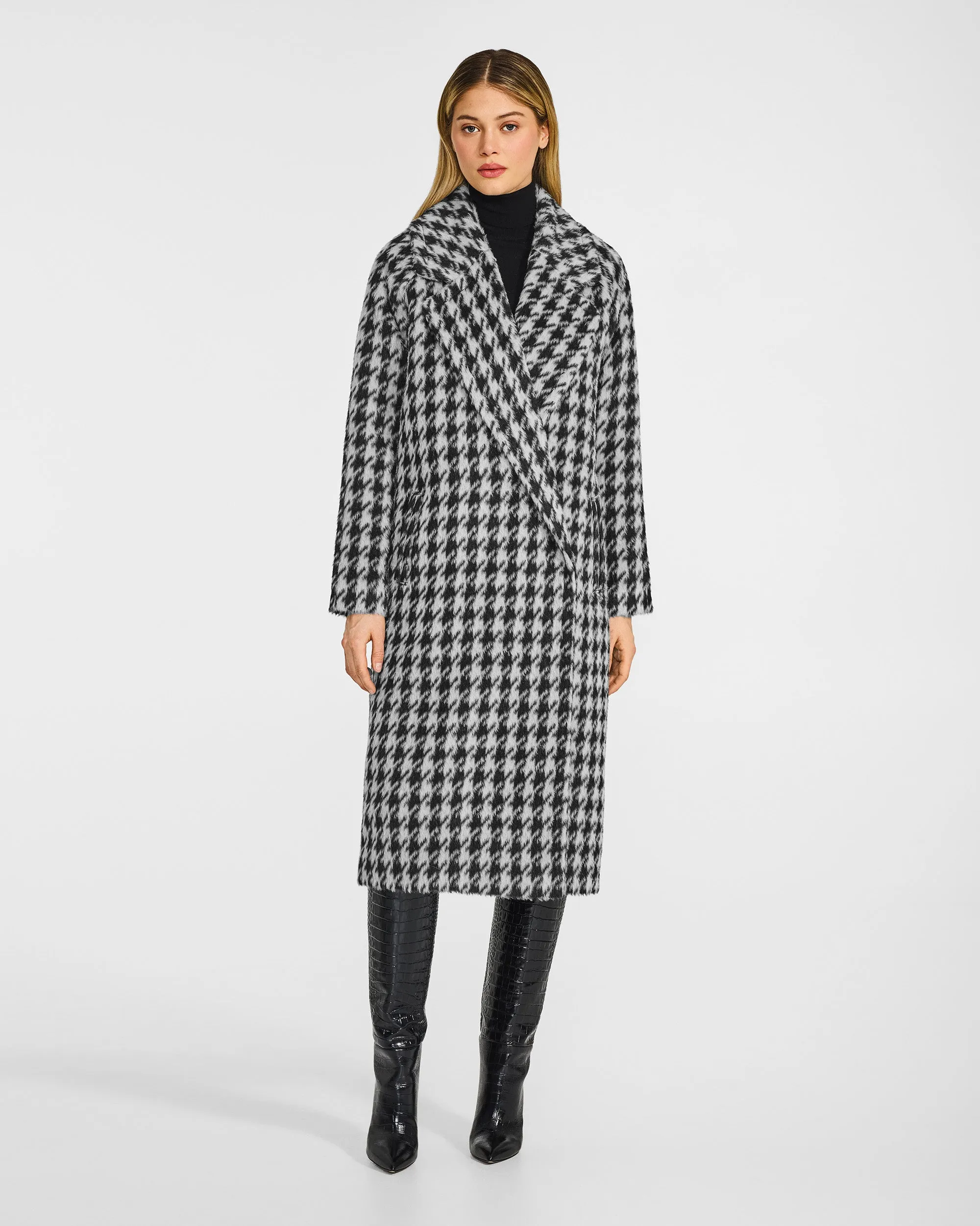 Houndstooth Suri Alpaca Long Raglan Sleeve Notched Collar Coat sold by Sentaler product image thumbnail 3
