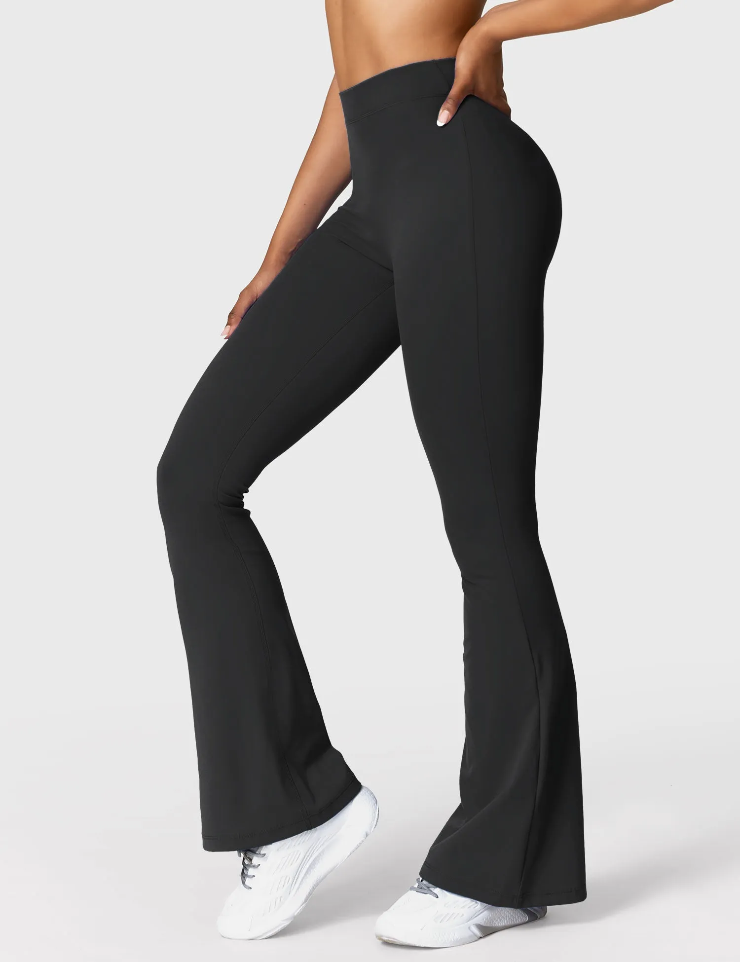 Yeoreo Daze V-back Flare Leggings sold by Yeoreo product image thumbnail 3
