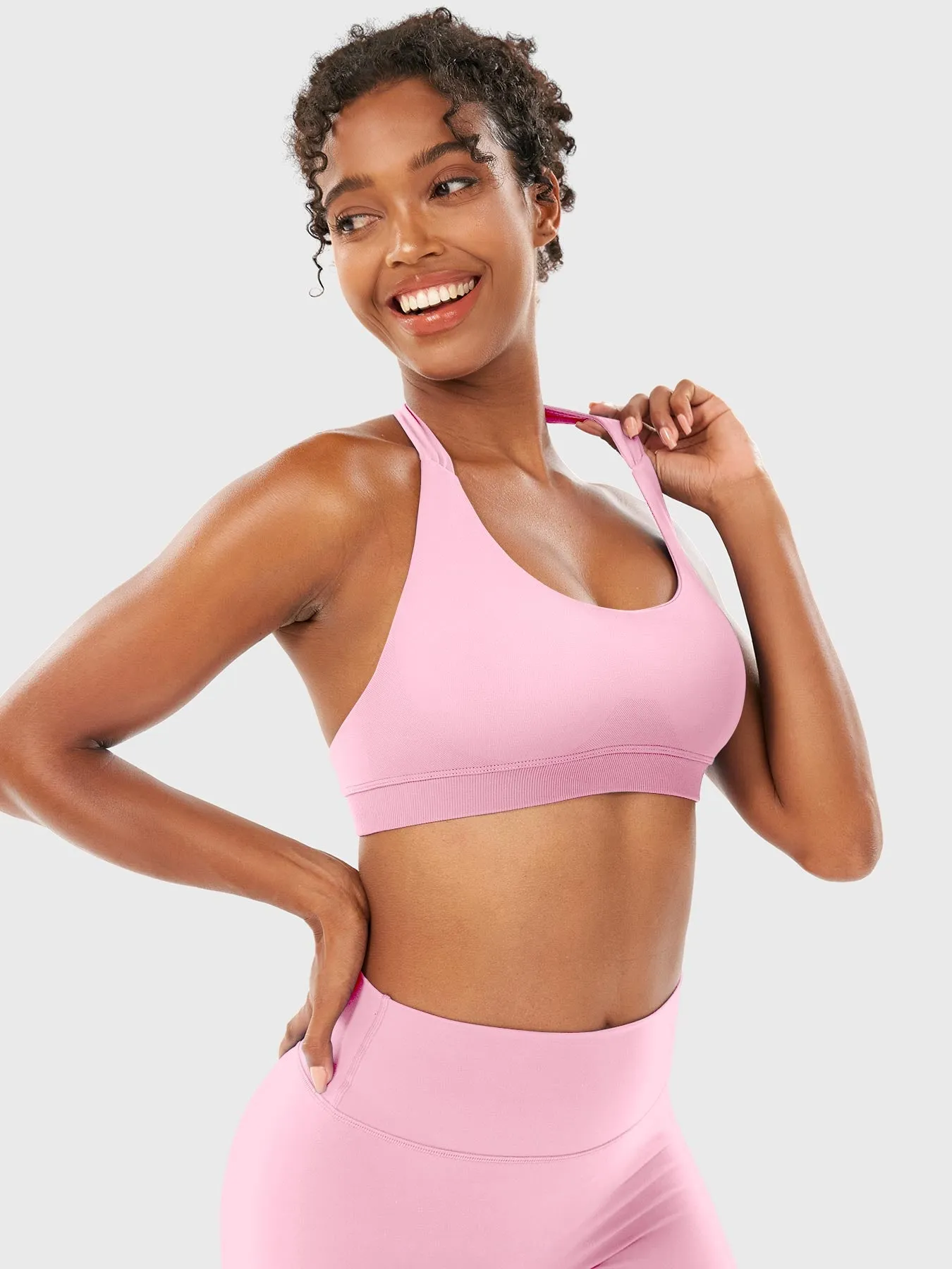 Yeoreo Eleia Halter Sports Bra sold by Yeoreo product image thumbnail 3
