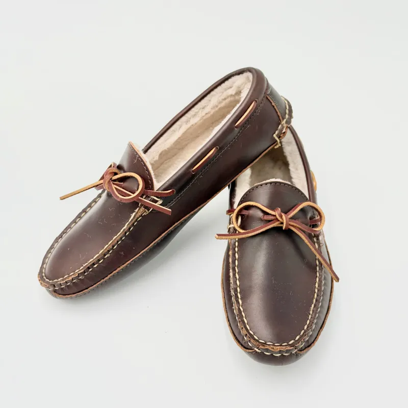 Women's Freeman Slipper - Heritage Brown - Biege Shearling sold by Rancourt & Co