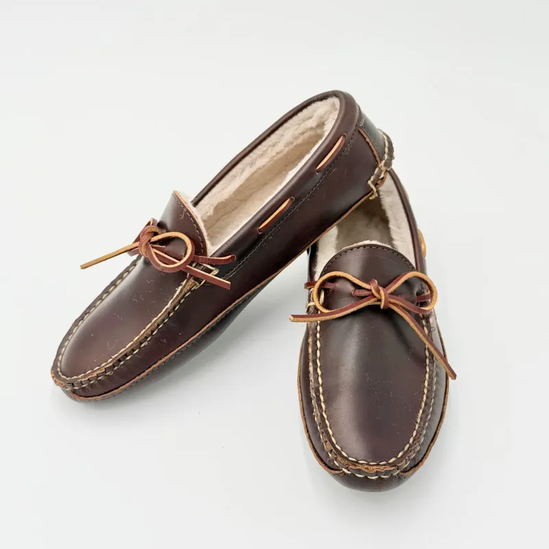 Freeman Slipper - Heritage Brown - Biege Shearling sold by Rancourt & Co