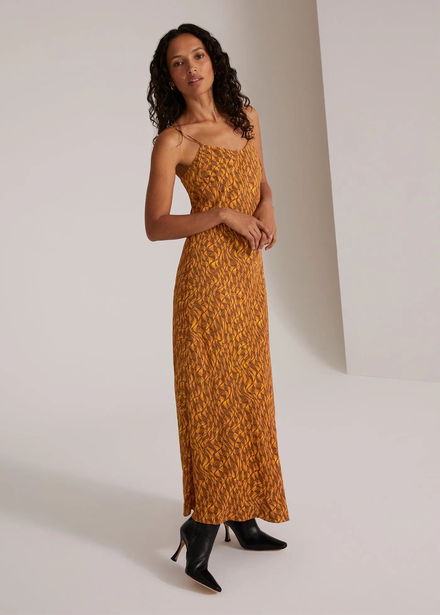 THE FAVORITE DRESS sold by Favorite Daughter product image thumbnail 2