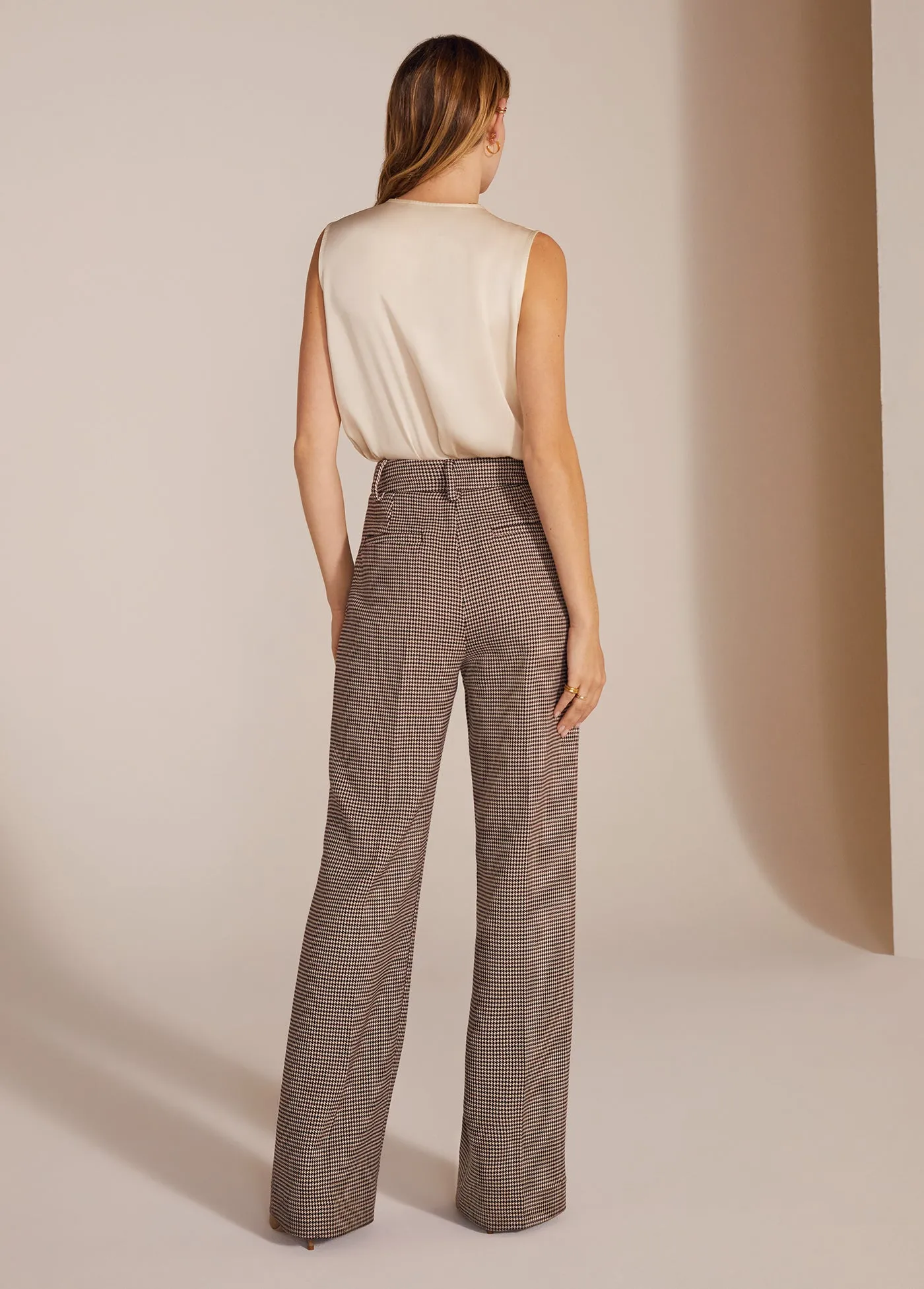 THE SLEEVELESS DATE BLOUSE sold by Favorite Daughter product image thumbnail 3