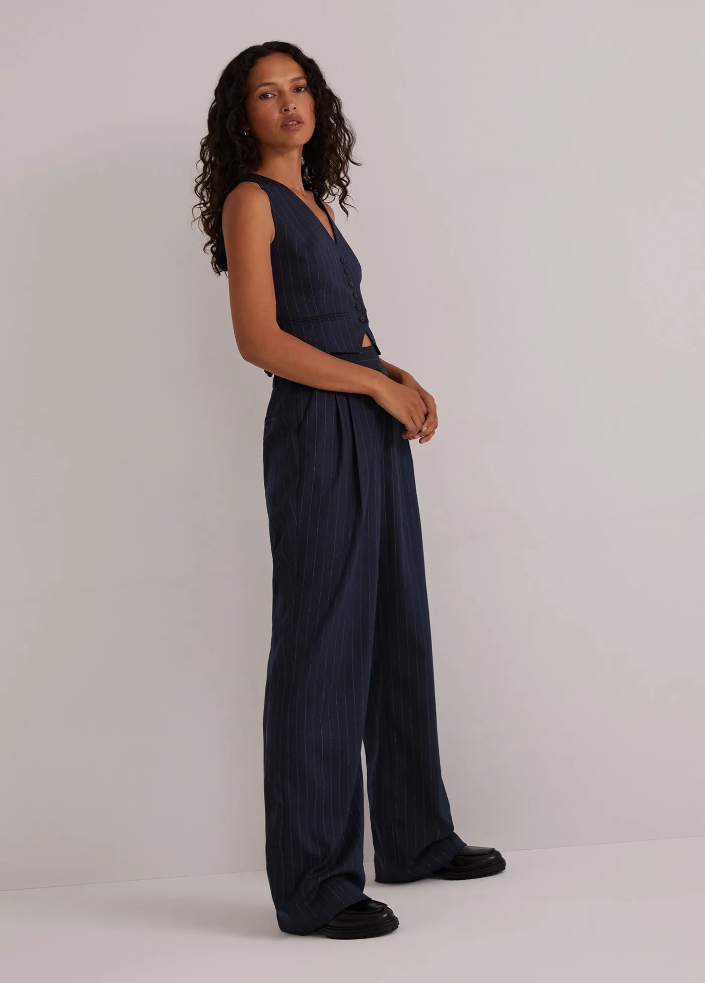 THE FAVORITE PANT SHORTIE sold by Favorite Daughter product image thumbnail 4