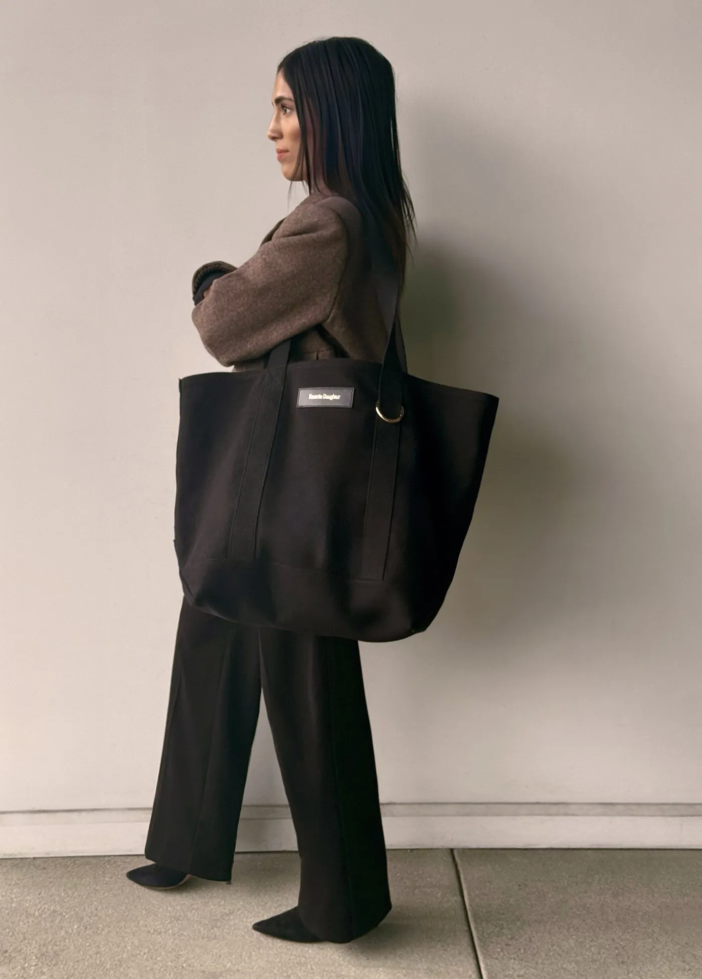 THE TRAVEL TOTE sold by Favorite Daughter product image thumbnail 3