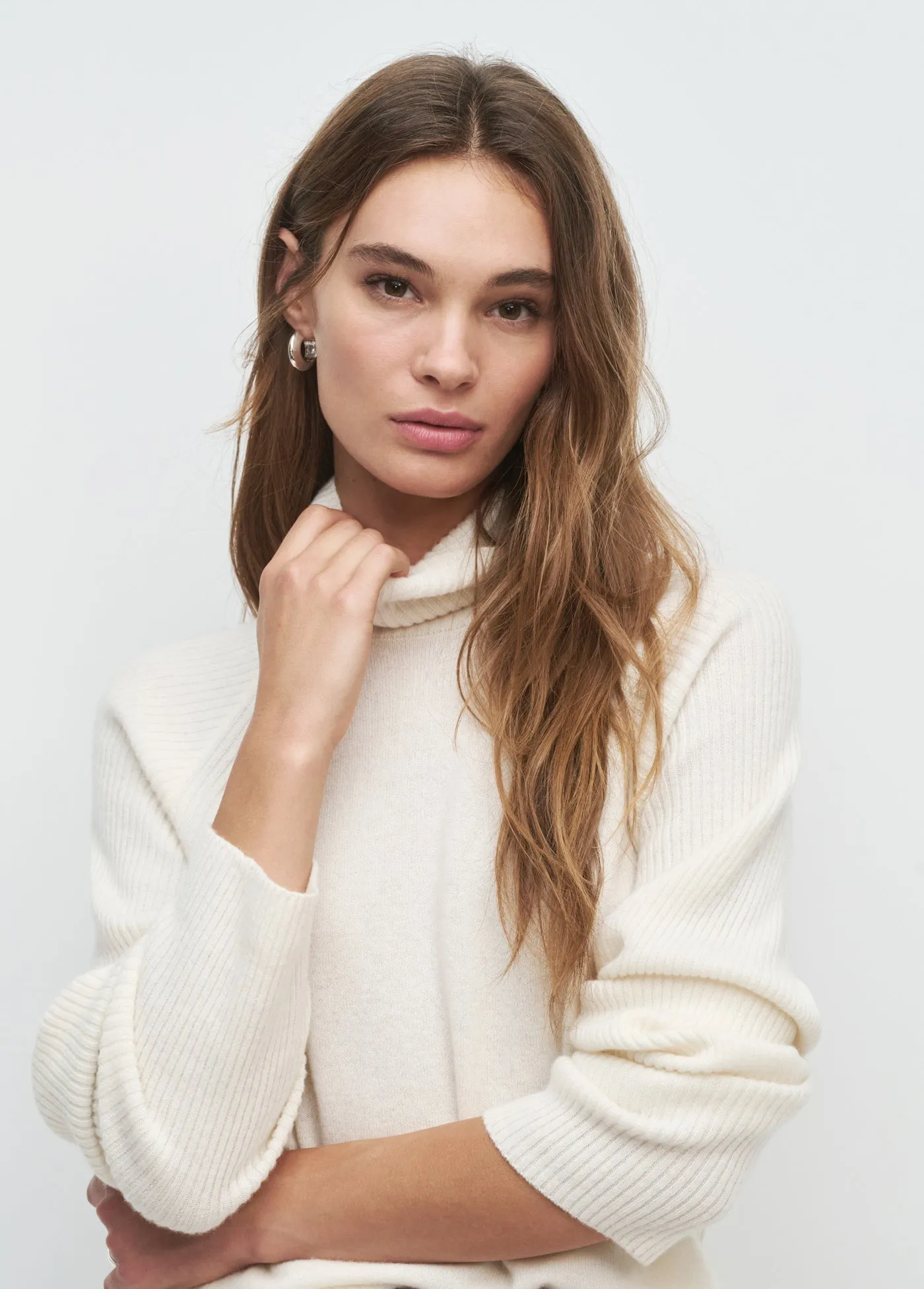 THE MINIMALIST SWEATER sold by Favorite Daughter product image thumbnail 5