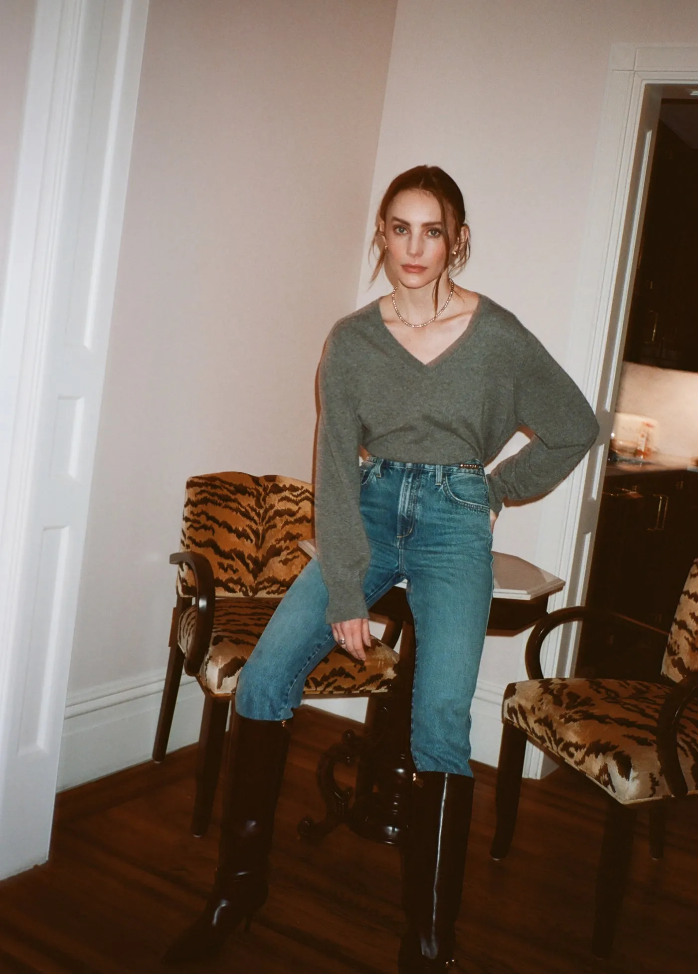 THE RYANN SWEATER sold by Favorite Daughter product image thumbnail 4