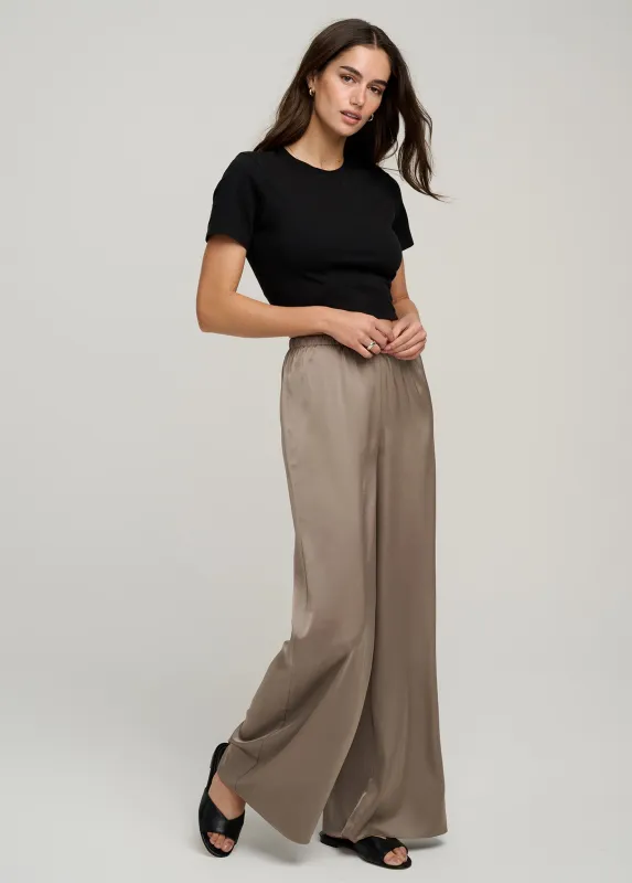 THE EVERYTHING WIDE LEG PANT made by Favorite Daughter