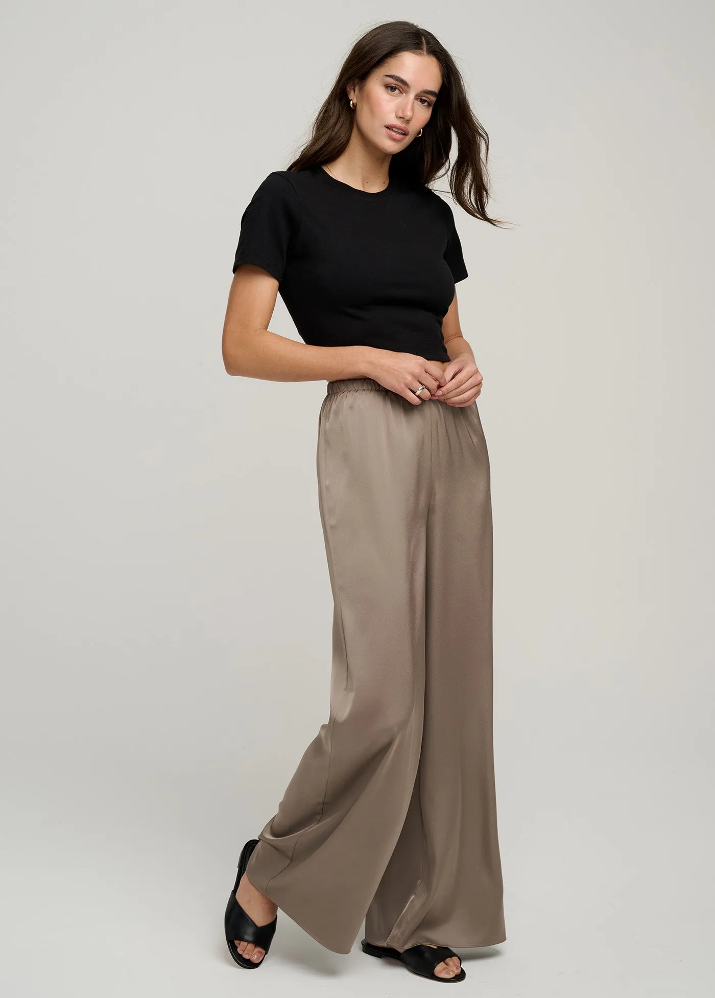 THE EVERYTHING WIDE LEG PANT sold by Favorite Daughter