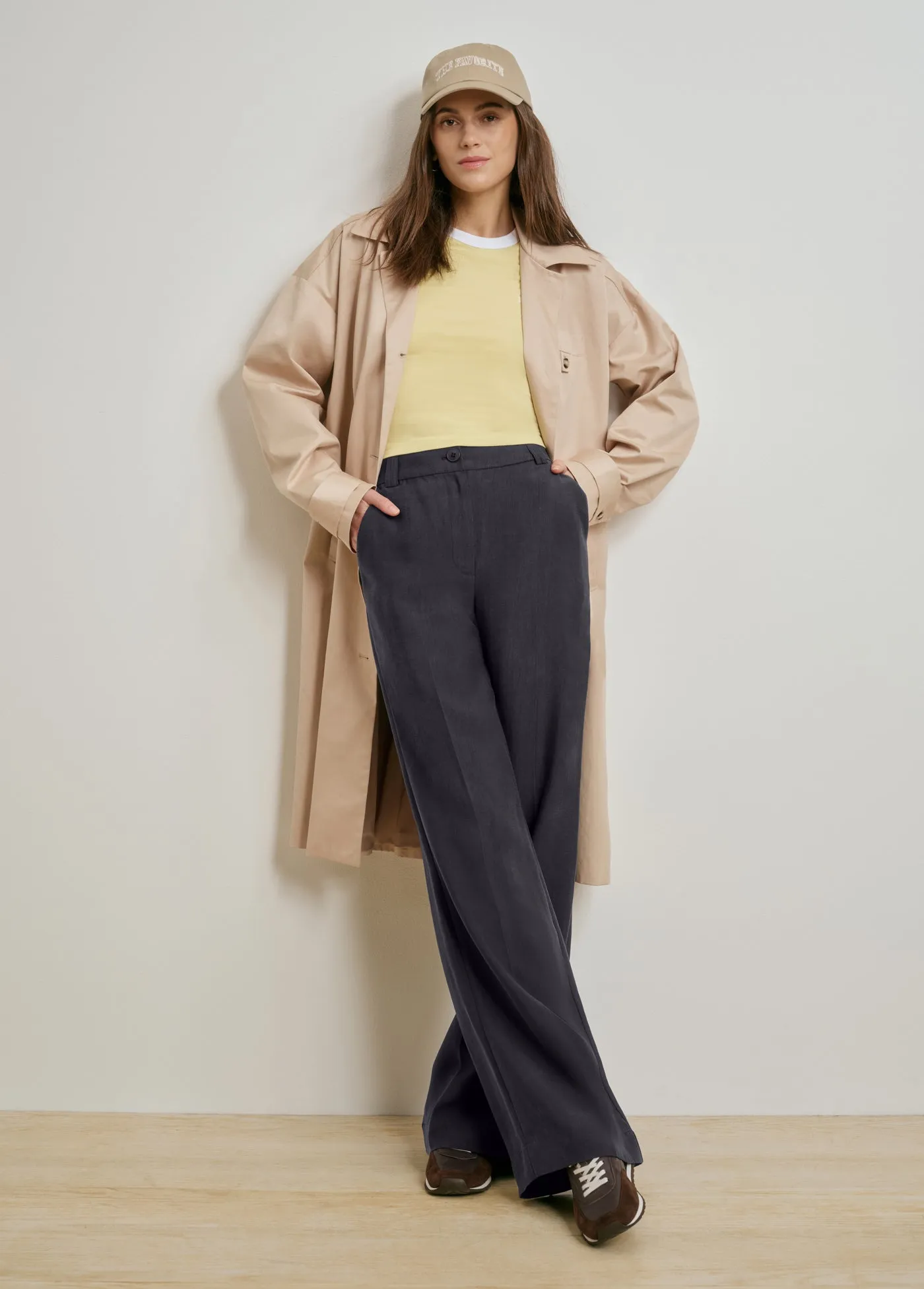 THE FINE LINE PANT sold by Favorite Daughter product image thumbnail 3