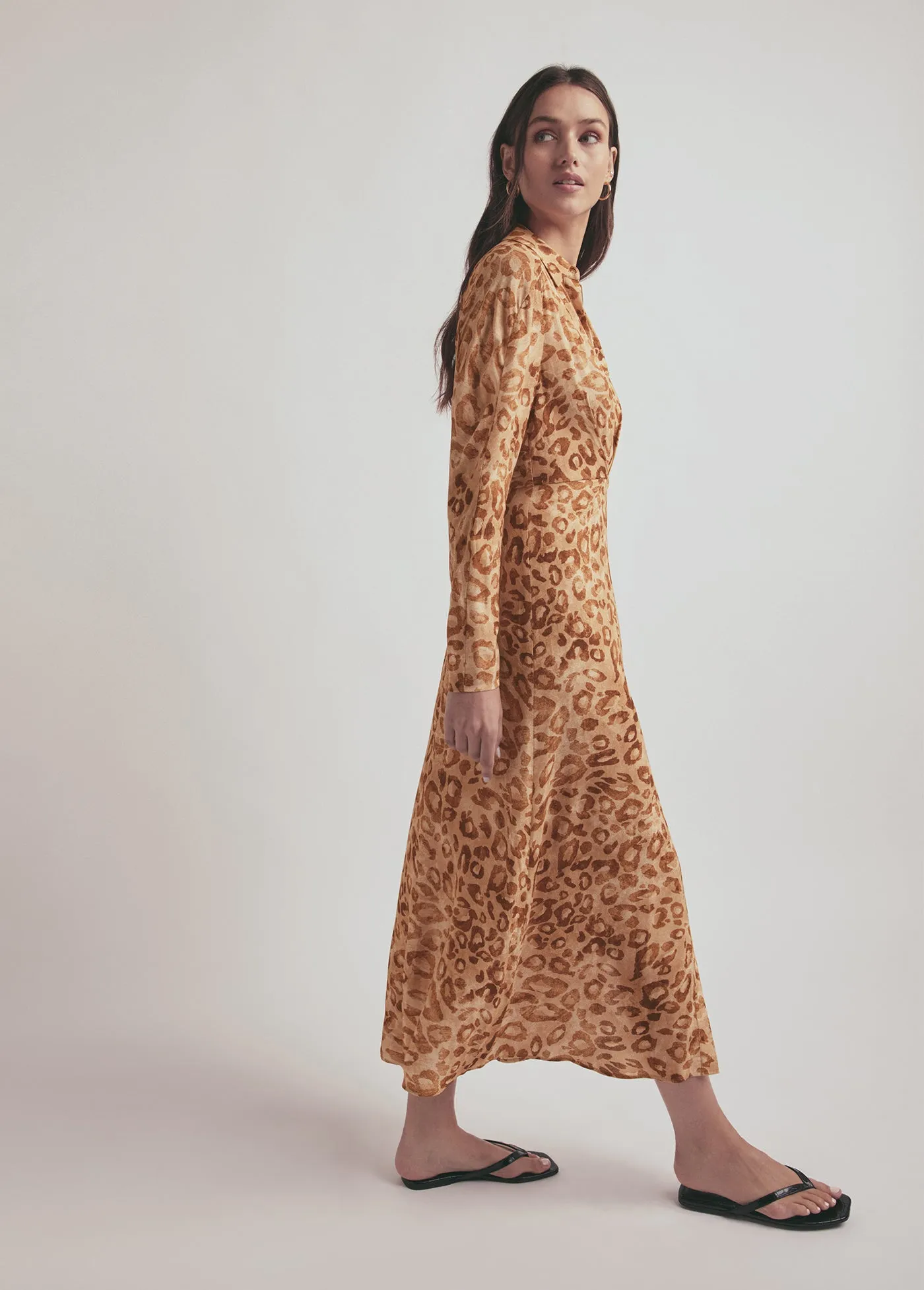 THE ICON DRESS sold by Favorite Daughter product image thumbnail 4