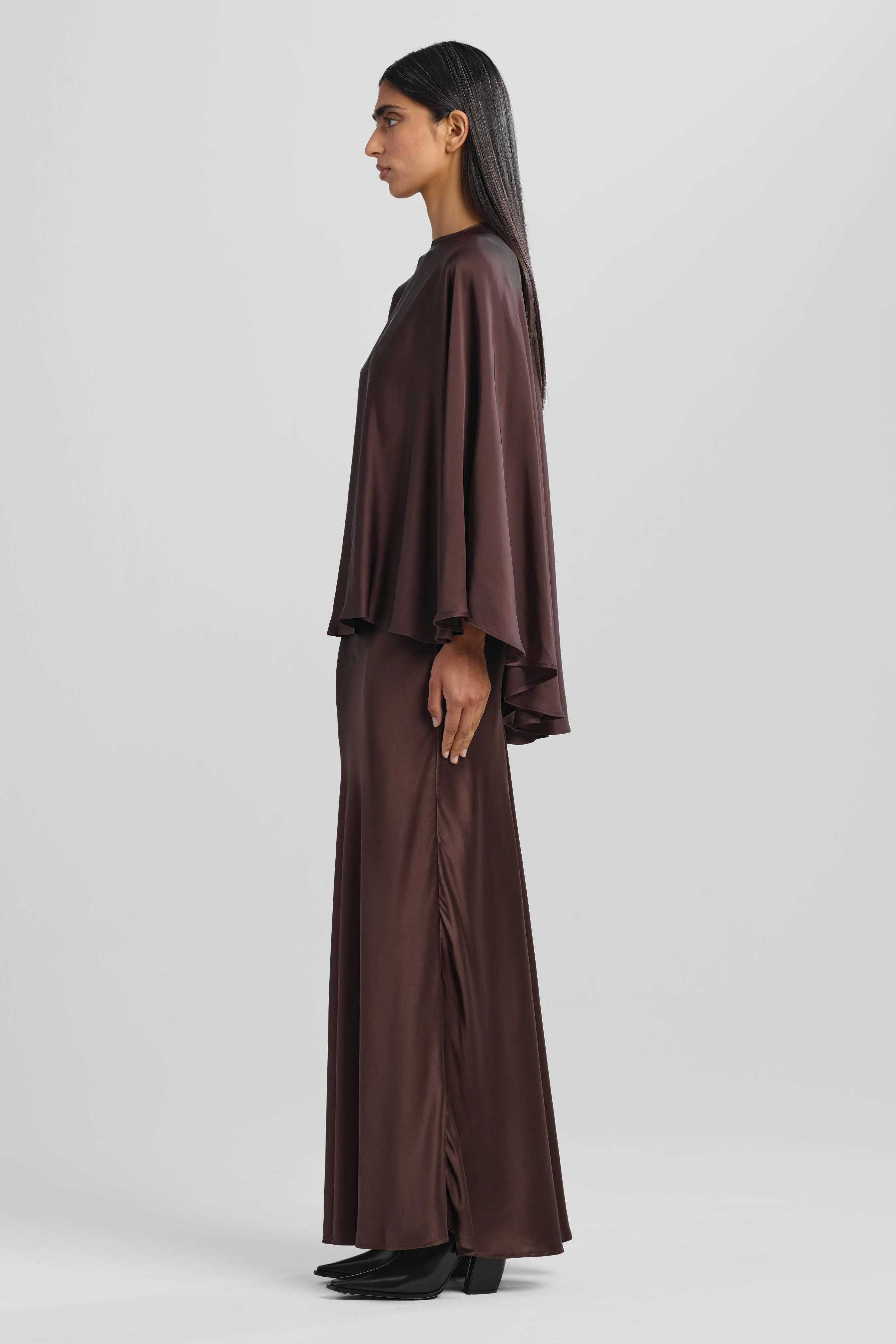 Tamra Cape sold by Ahiri product image thumbnail 2