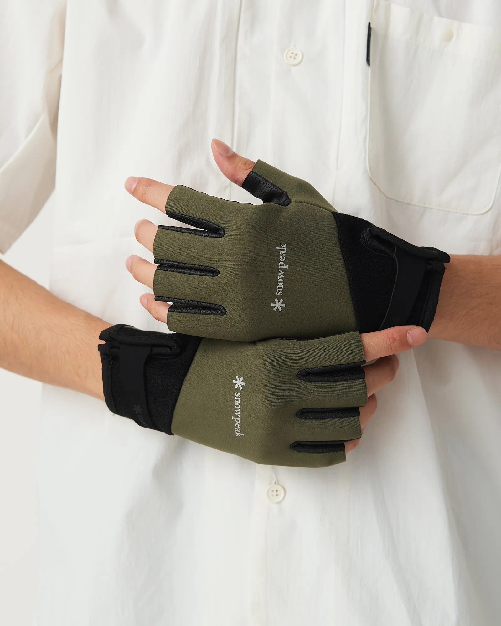 Warm Field Glove sold by Snow Peak product image thumbnail 2