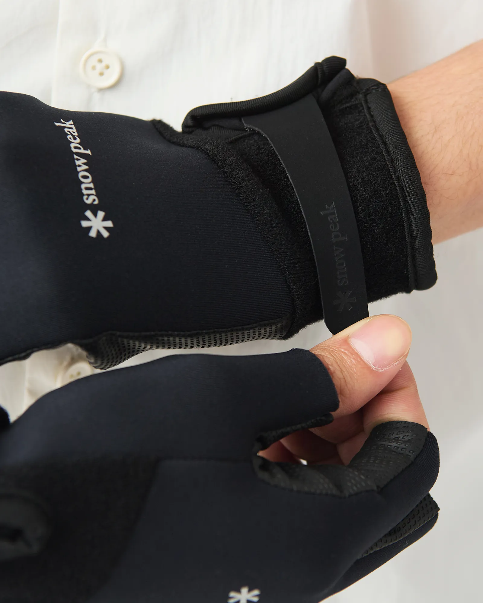 Warm Field Glove sold by Snow Peak product image thumbnail 3