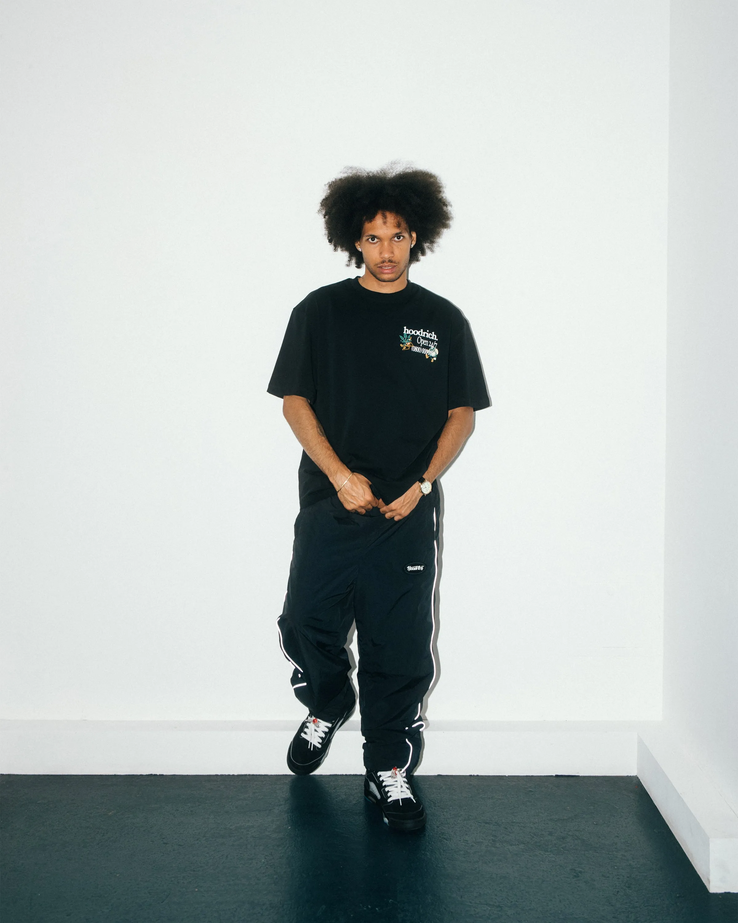 Renowned Oversized T-shirt - Black/White sold by Hoodrich product image thumbnail 4