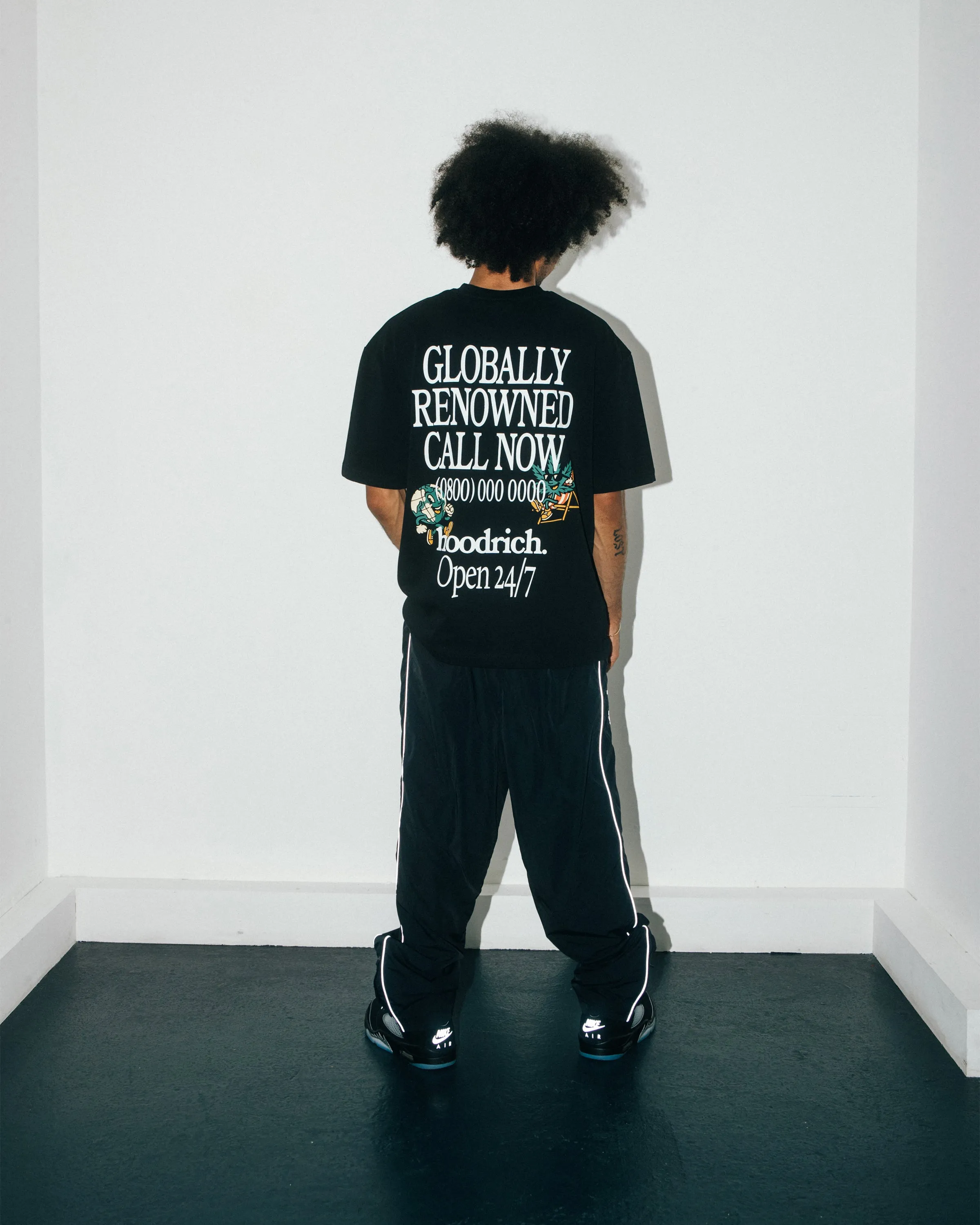 Renowned Oversized T-shirt - Black/White sold by Hoodrich product image thumbnail 3